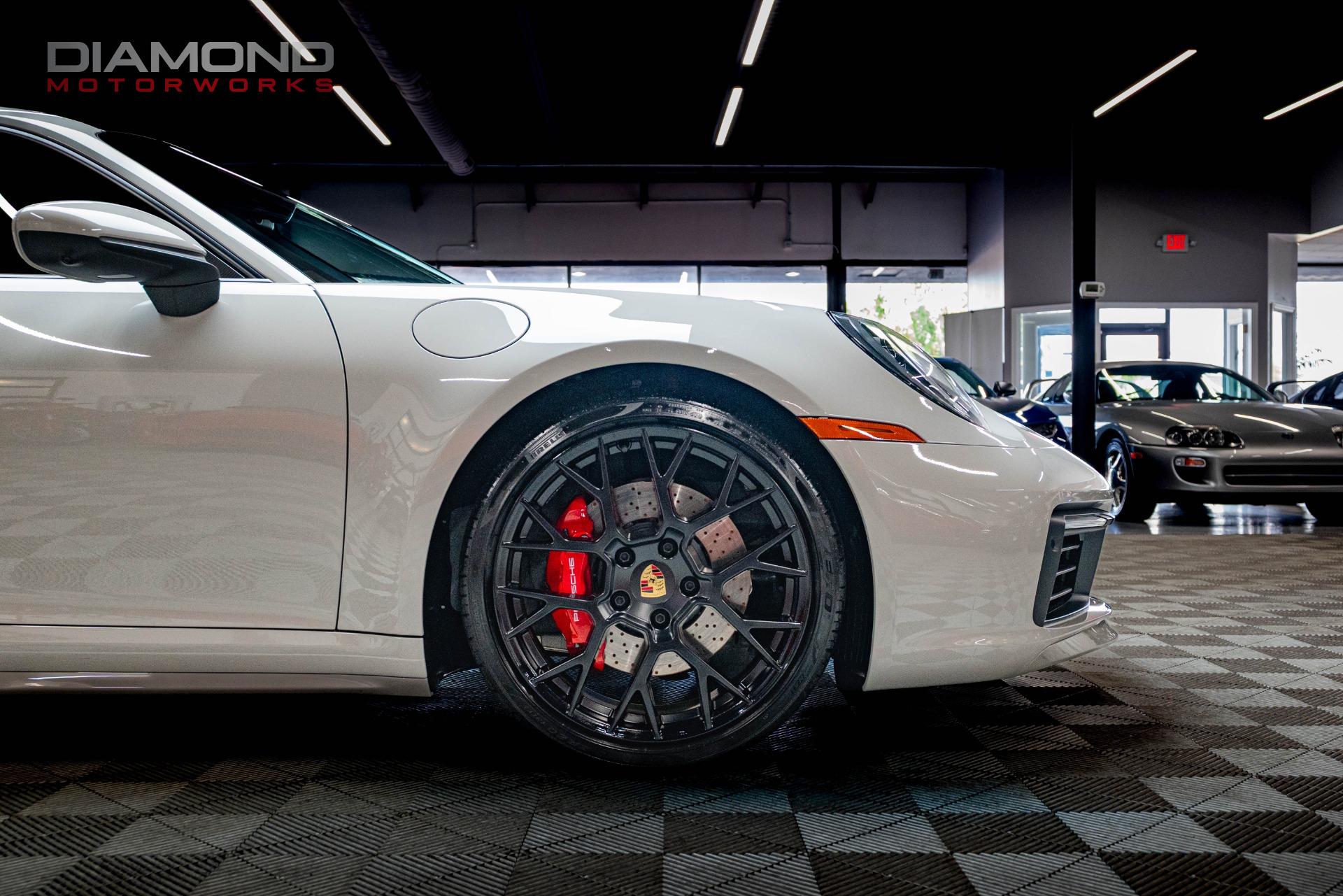 2024 PORSCHE 911 - Image 30