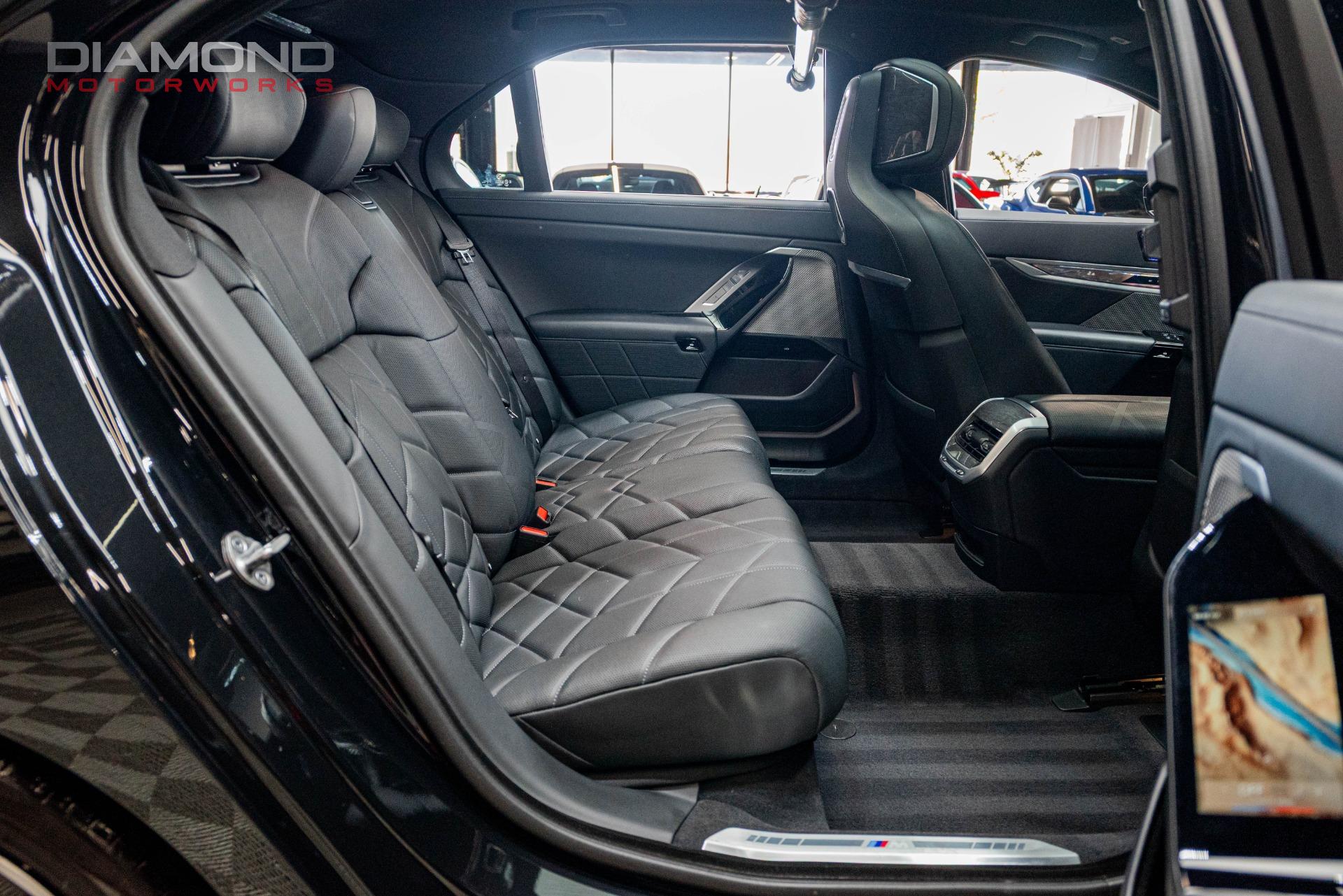 2023 BMW I7 - Image 135