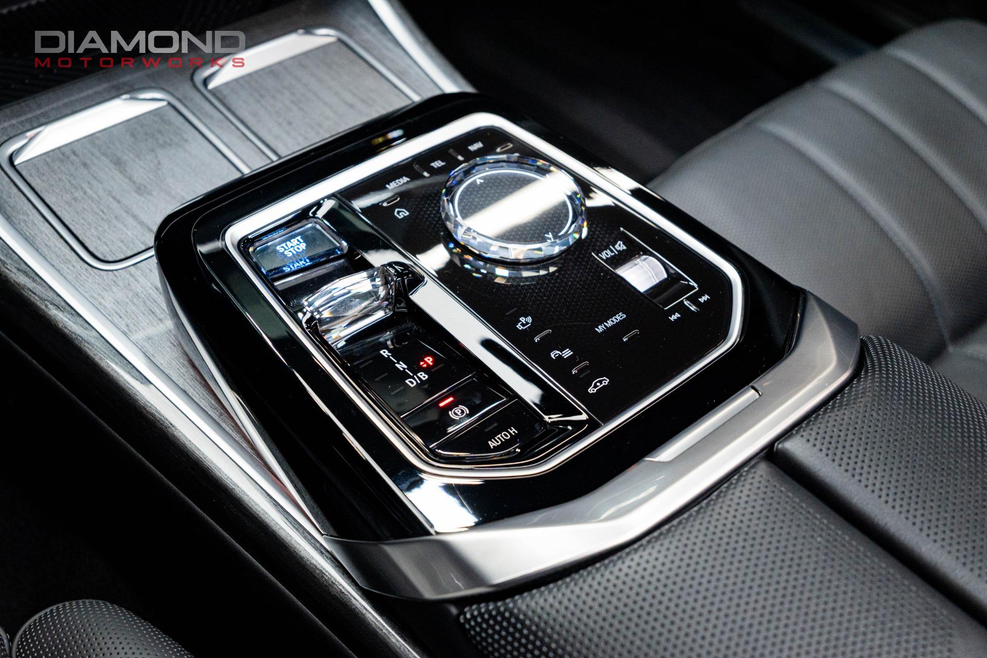 2023 BMW I7 - Image 19