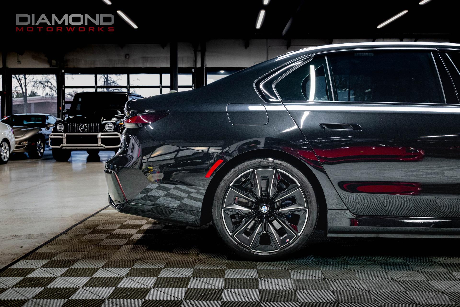 2023 BMW I7 - Image 29