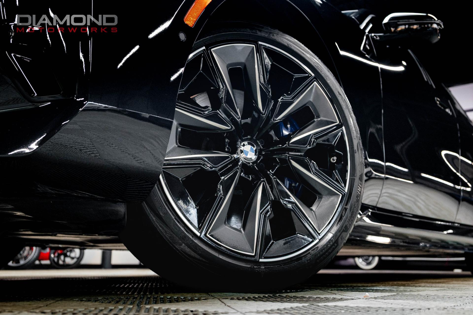 2023 BMW I7 - Image 11