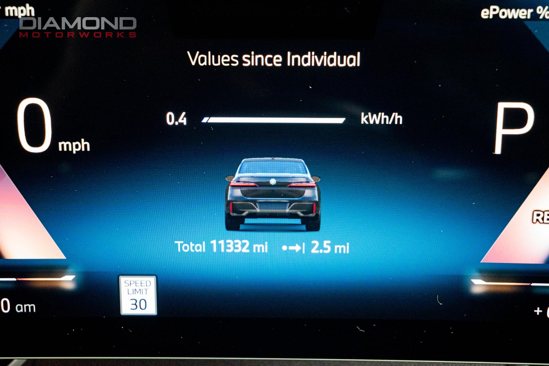 2023 BMW I7 - Image 92