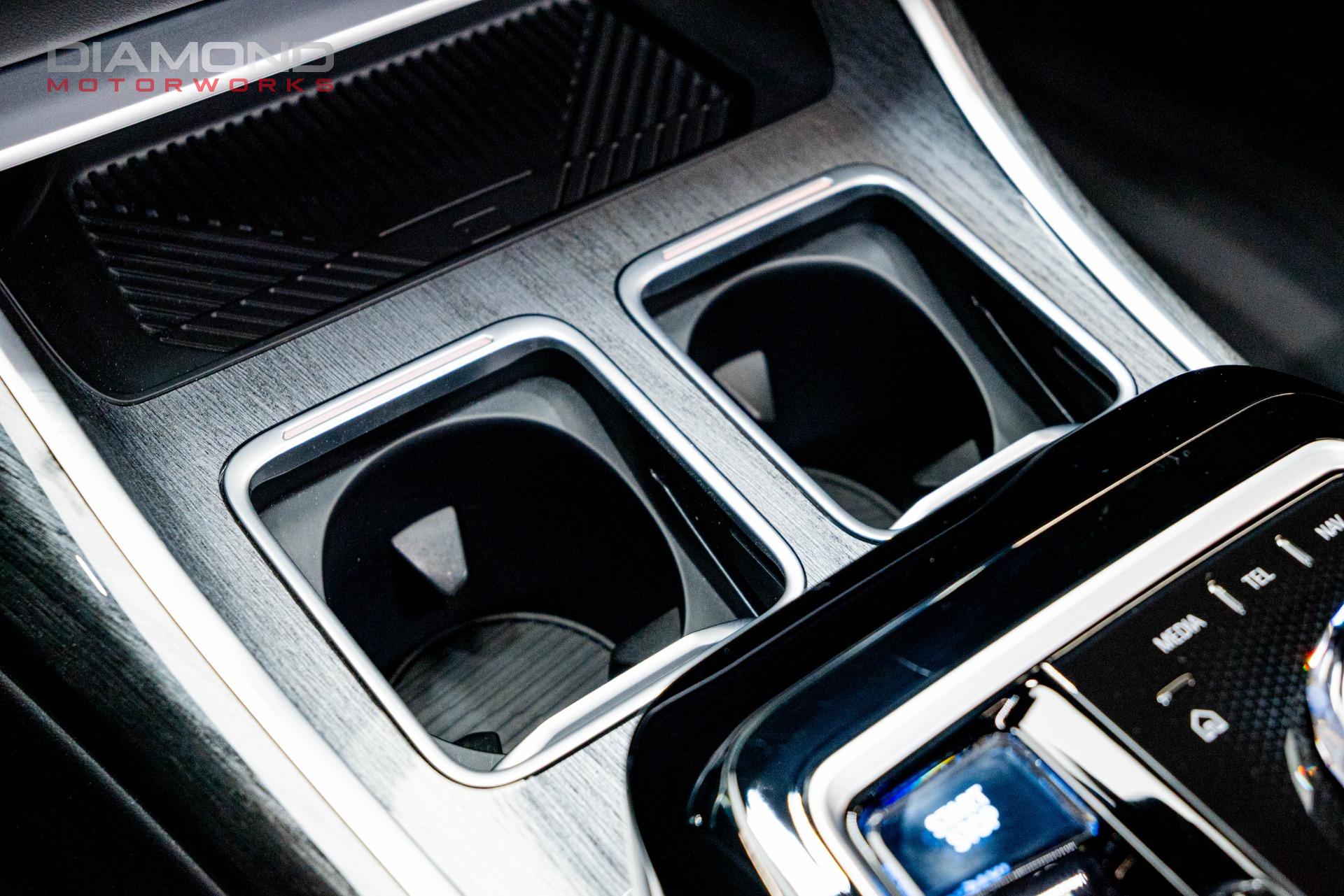 2023 BMW I7 - Image 96