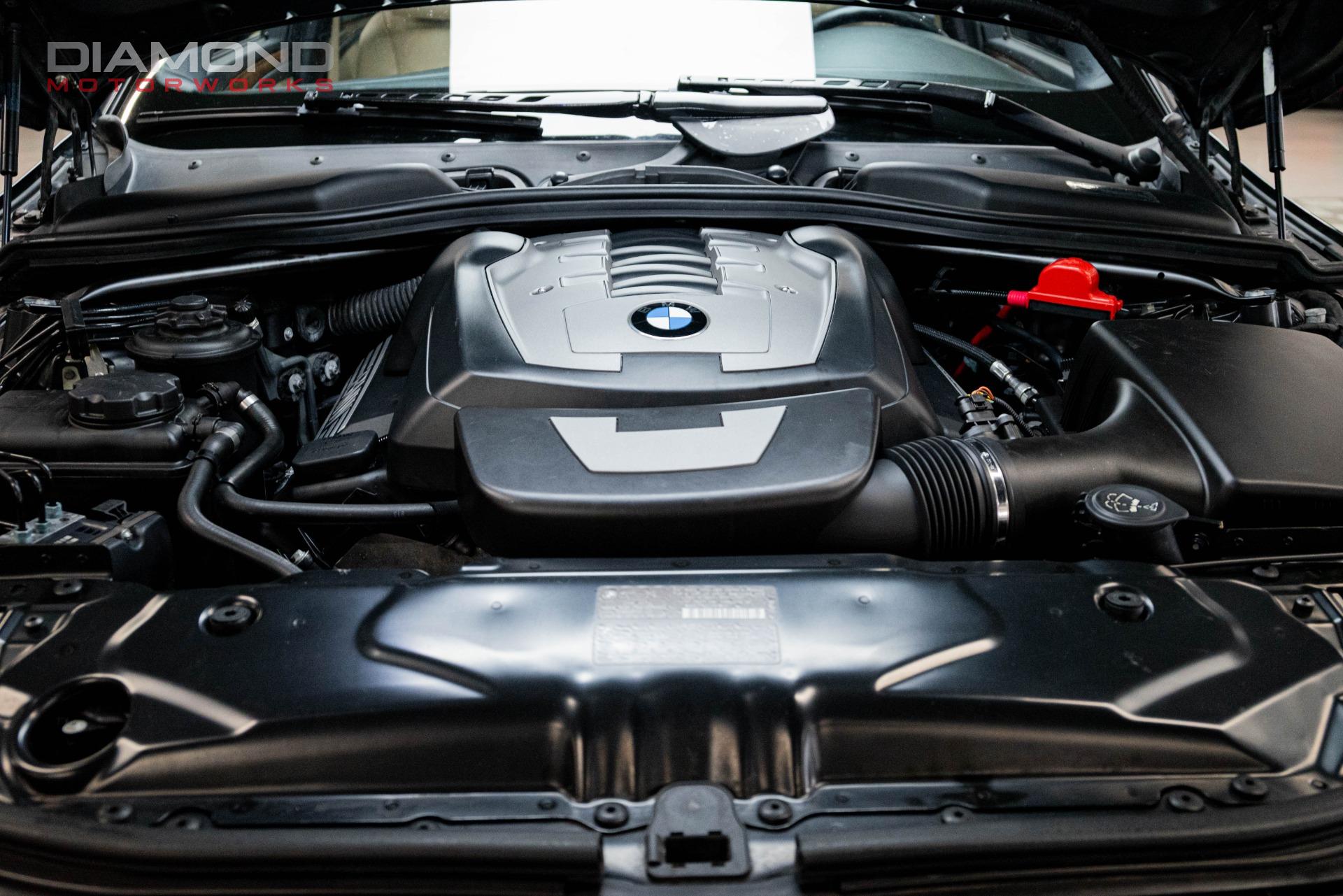 2010 BMW 550I - Image 112