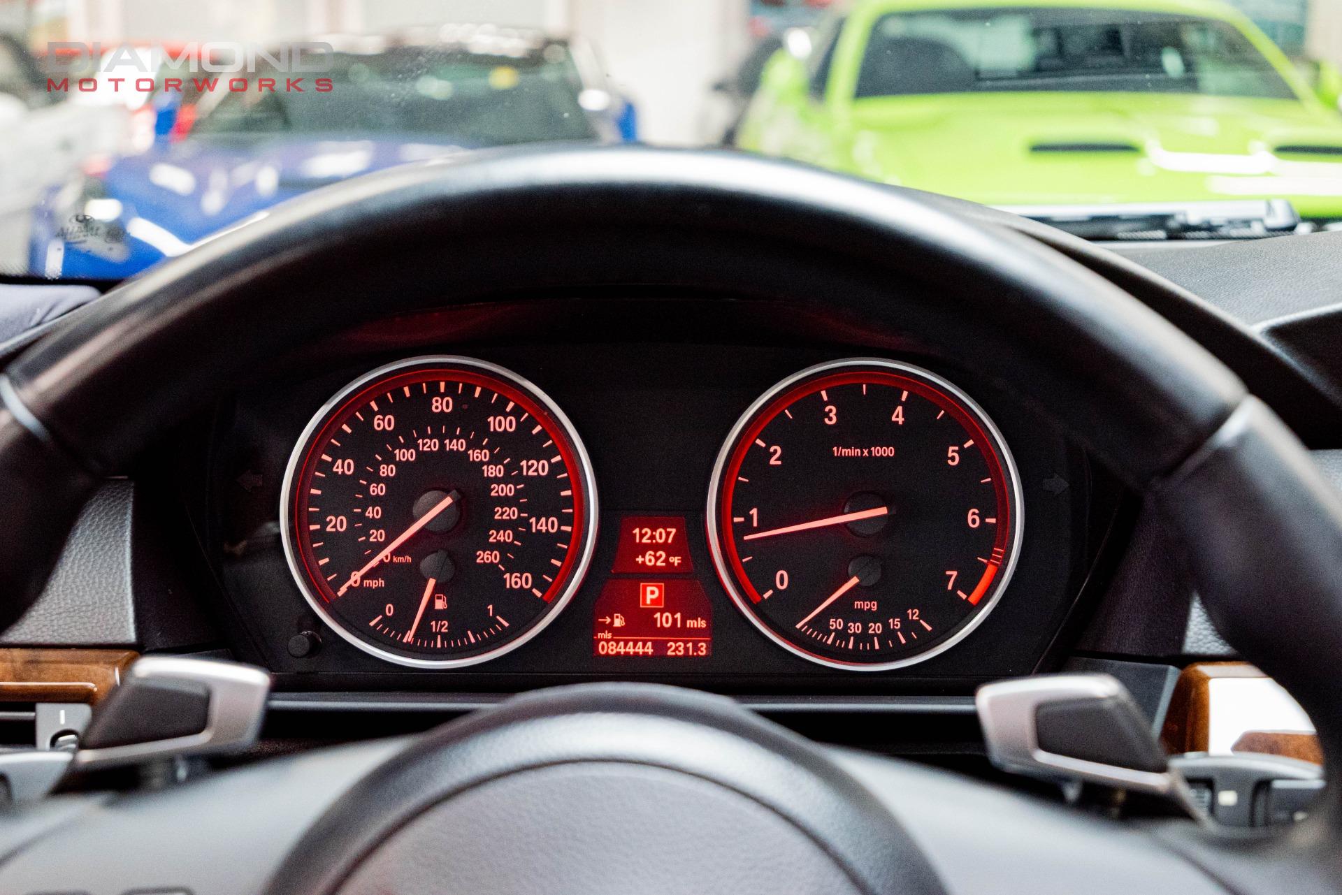 2010 BMW 550I - Image 16