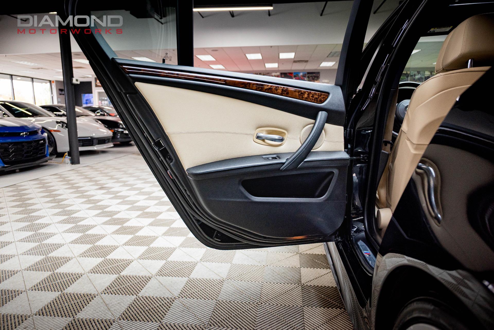 2010 BMW 550I - Image 87