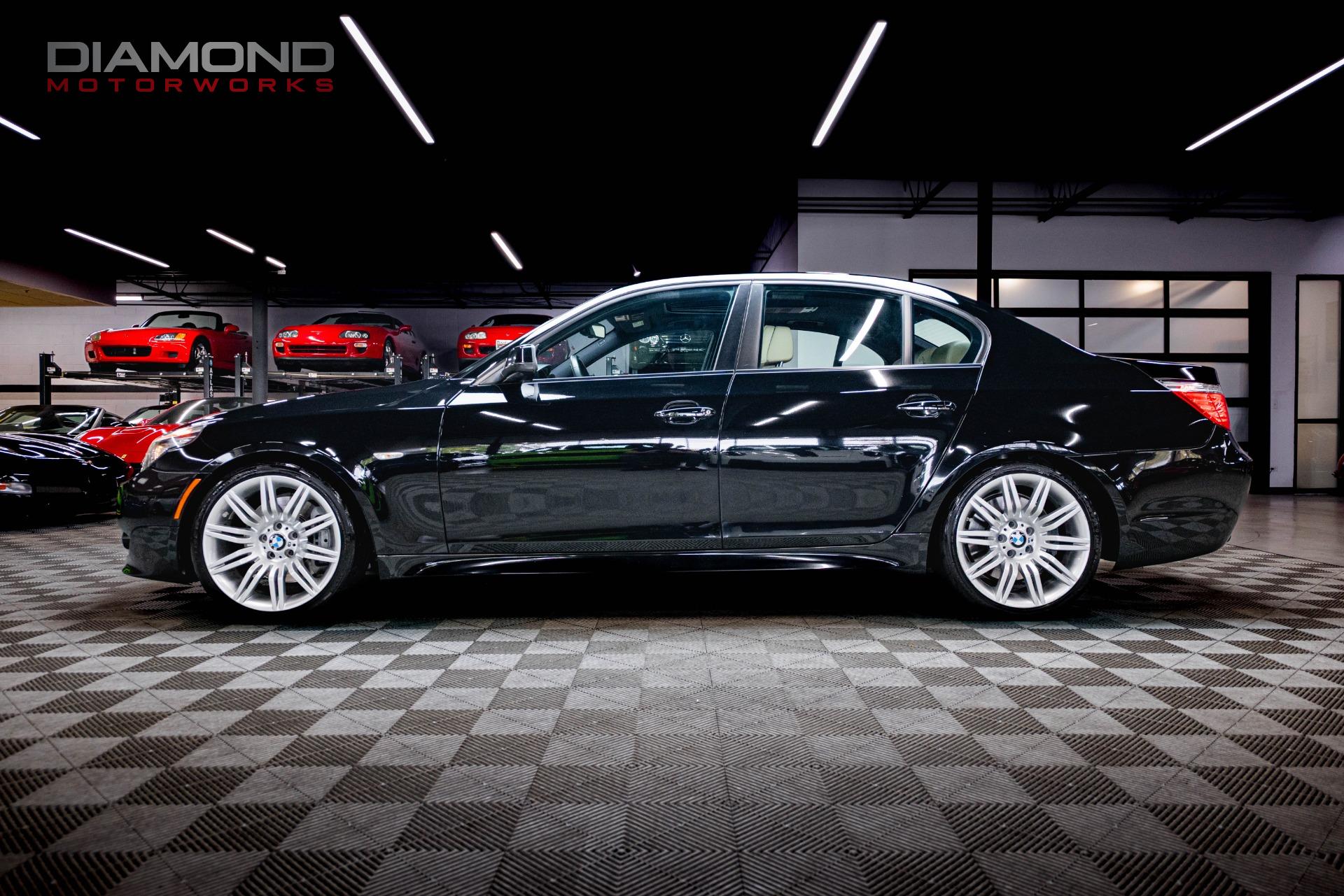 2010 BMW 550I - Image 11