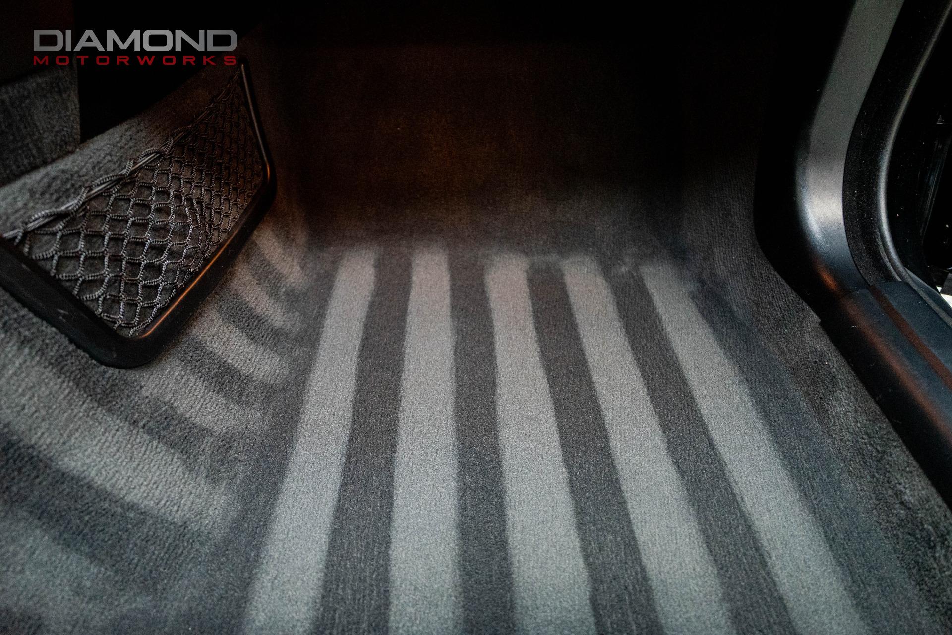 2010 BMW 550I - Image 99