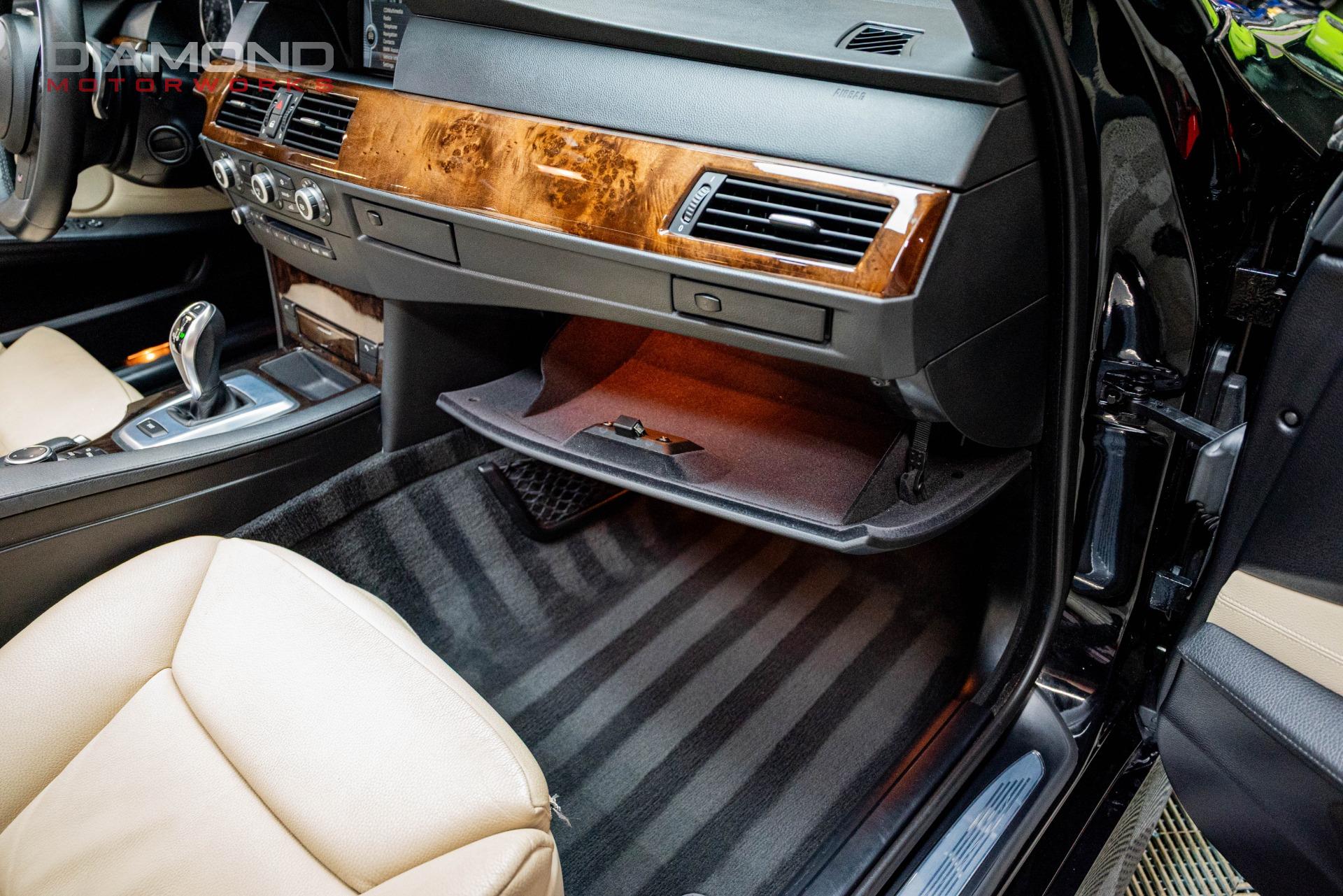 2010 BMW 550I - Image 100