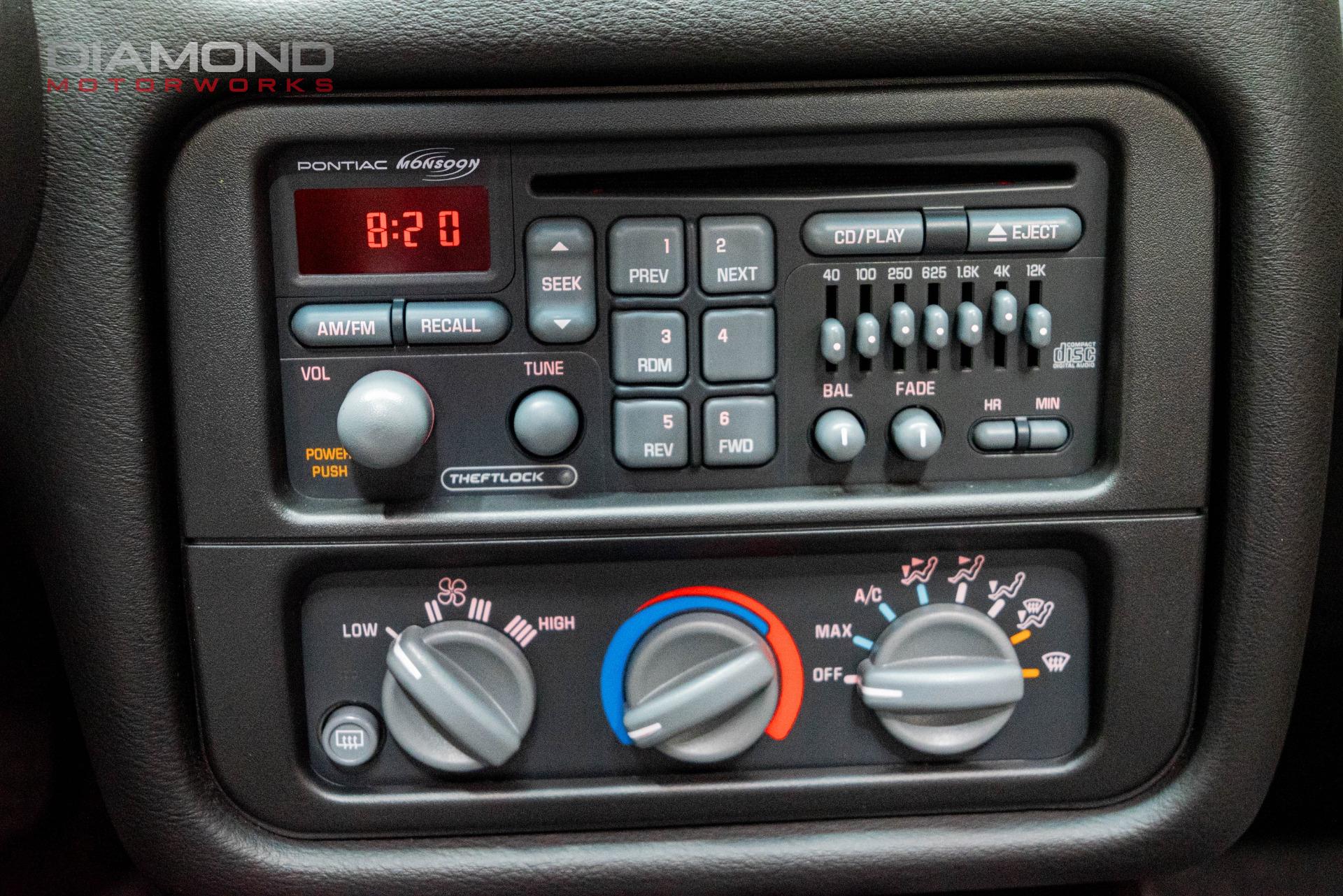 2000 PONTIAC FIREBIRD - Image 86