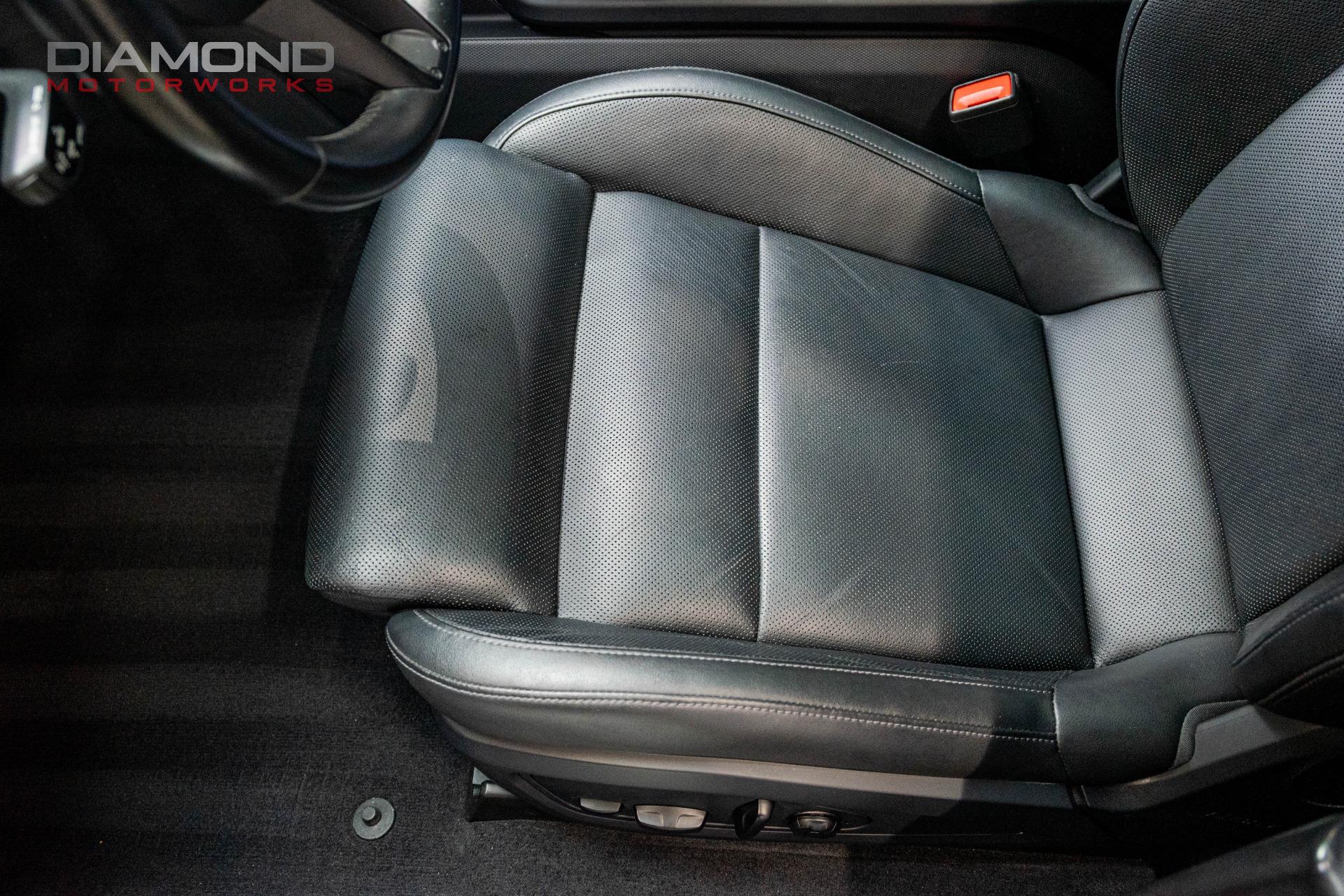 2021 PORSCHE TAYCAN - Image 102