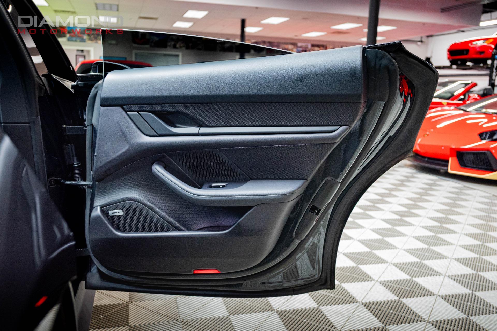 2021 PORSCHE TAYCAN - Image 107