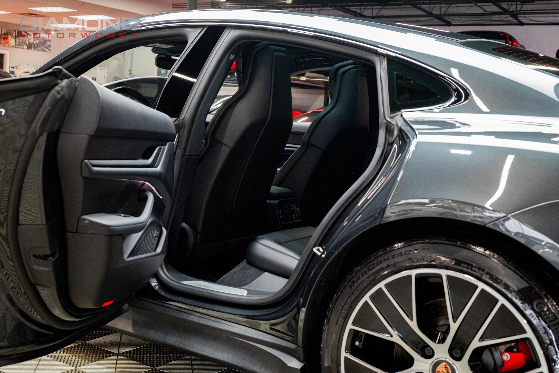 2021 PORSCHE TAYCAN - Image 114