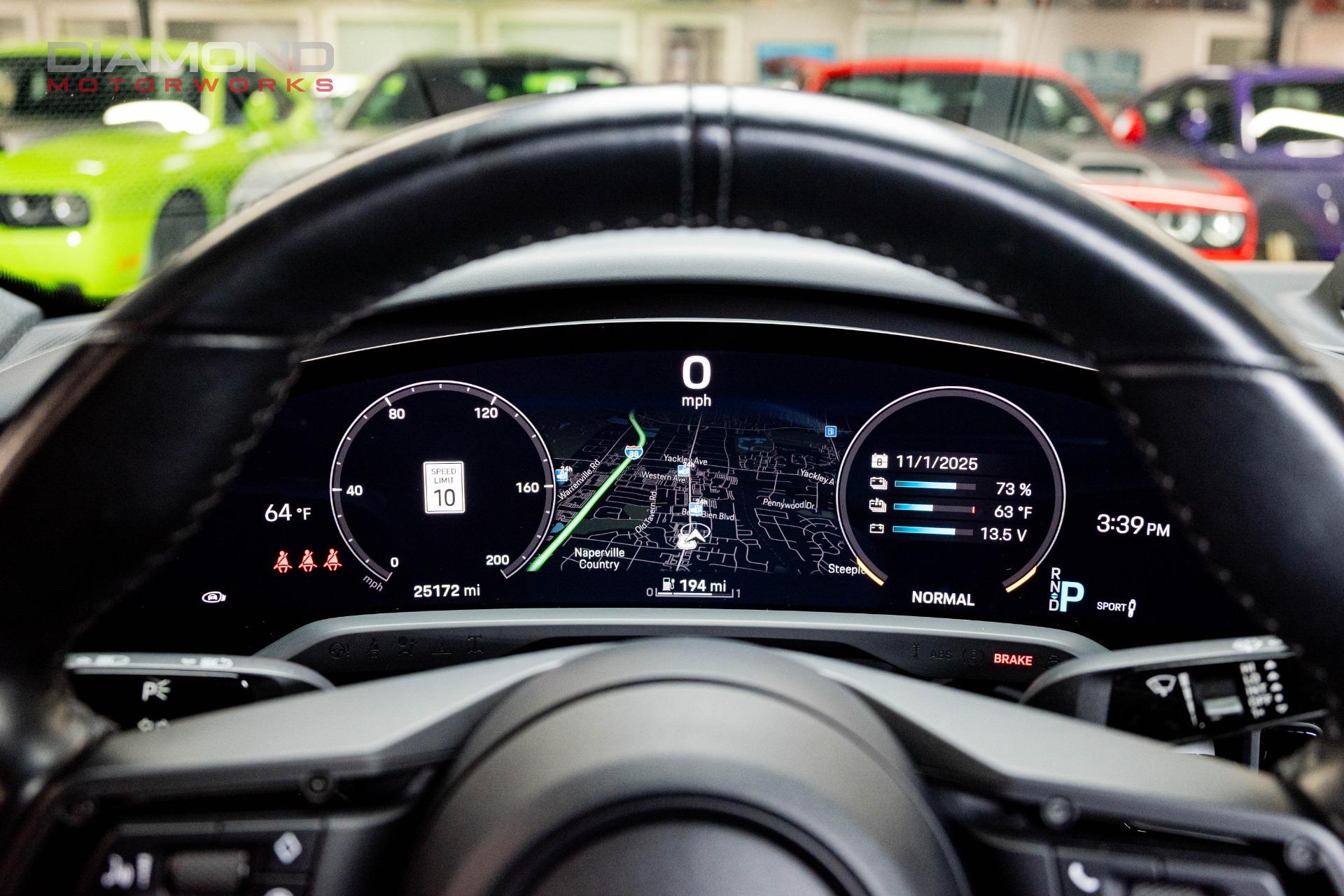 2021 PORSCHE TAYCAN - Image 16