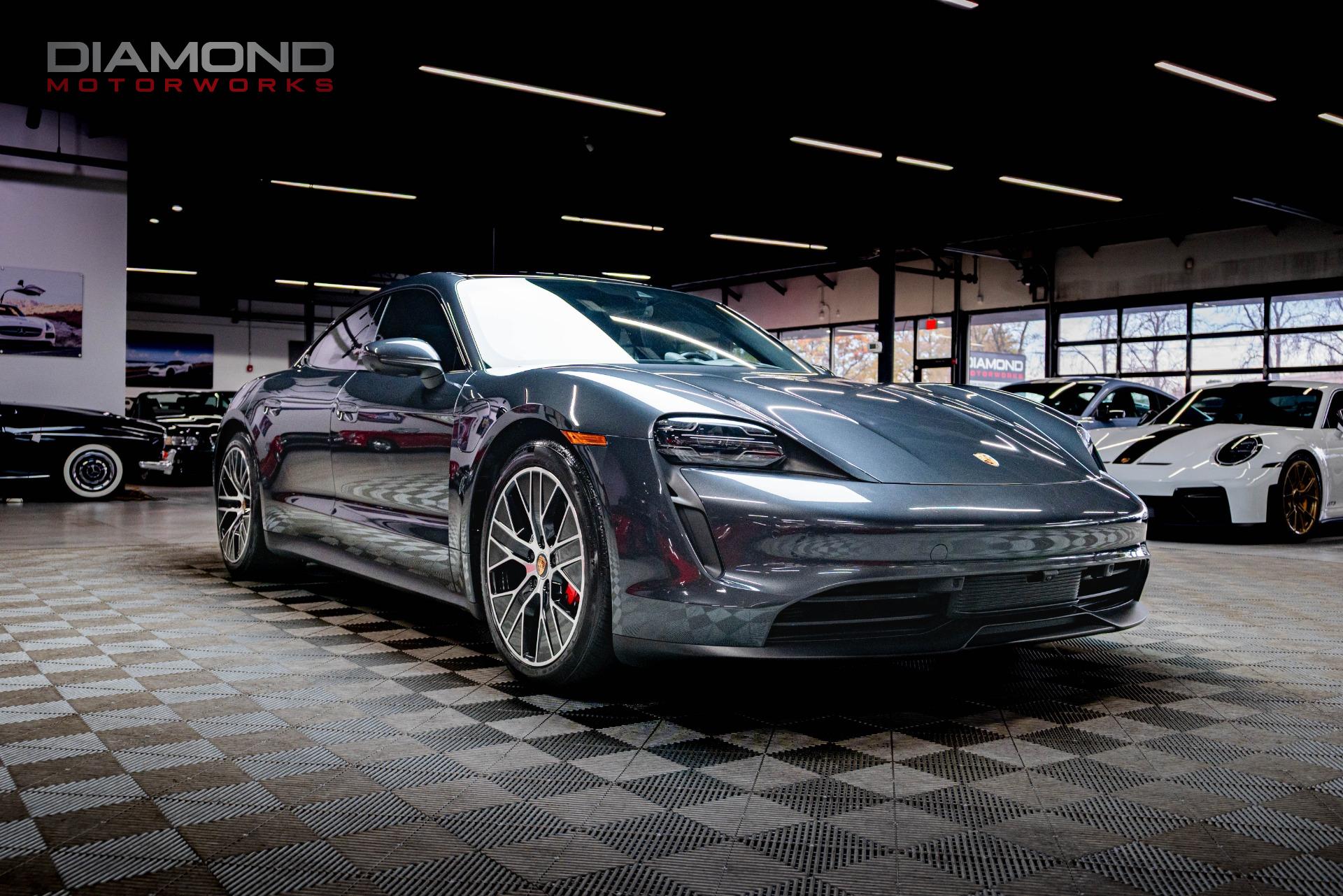 2021 PORSCHE TAYCAN - Image 25