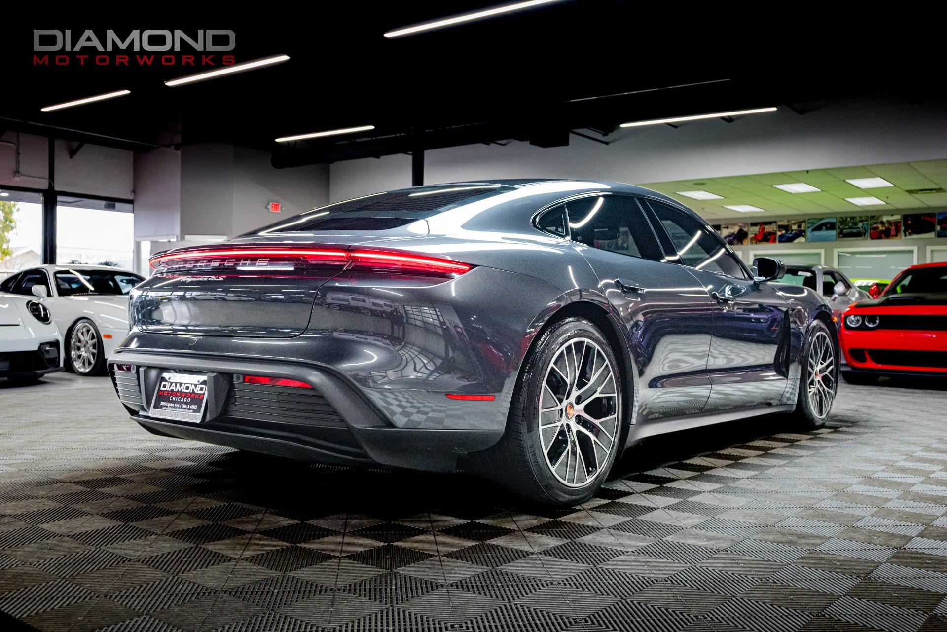 2021 PORSCHE TAYCAN - Image 26