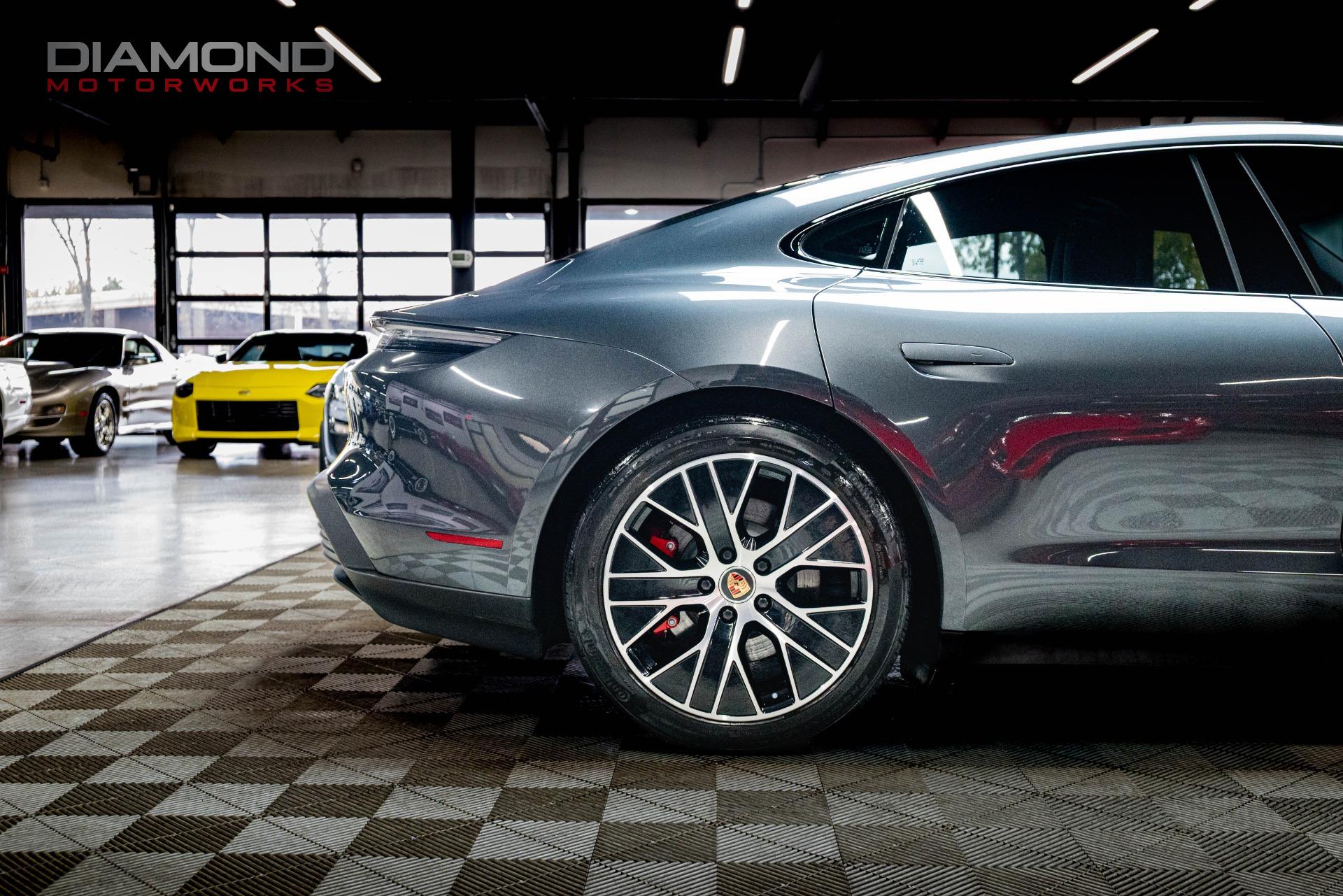 2021 PORSCHE TAYCAN - Image 31