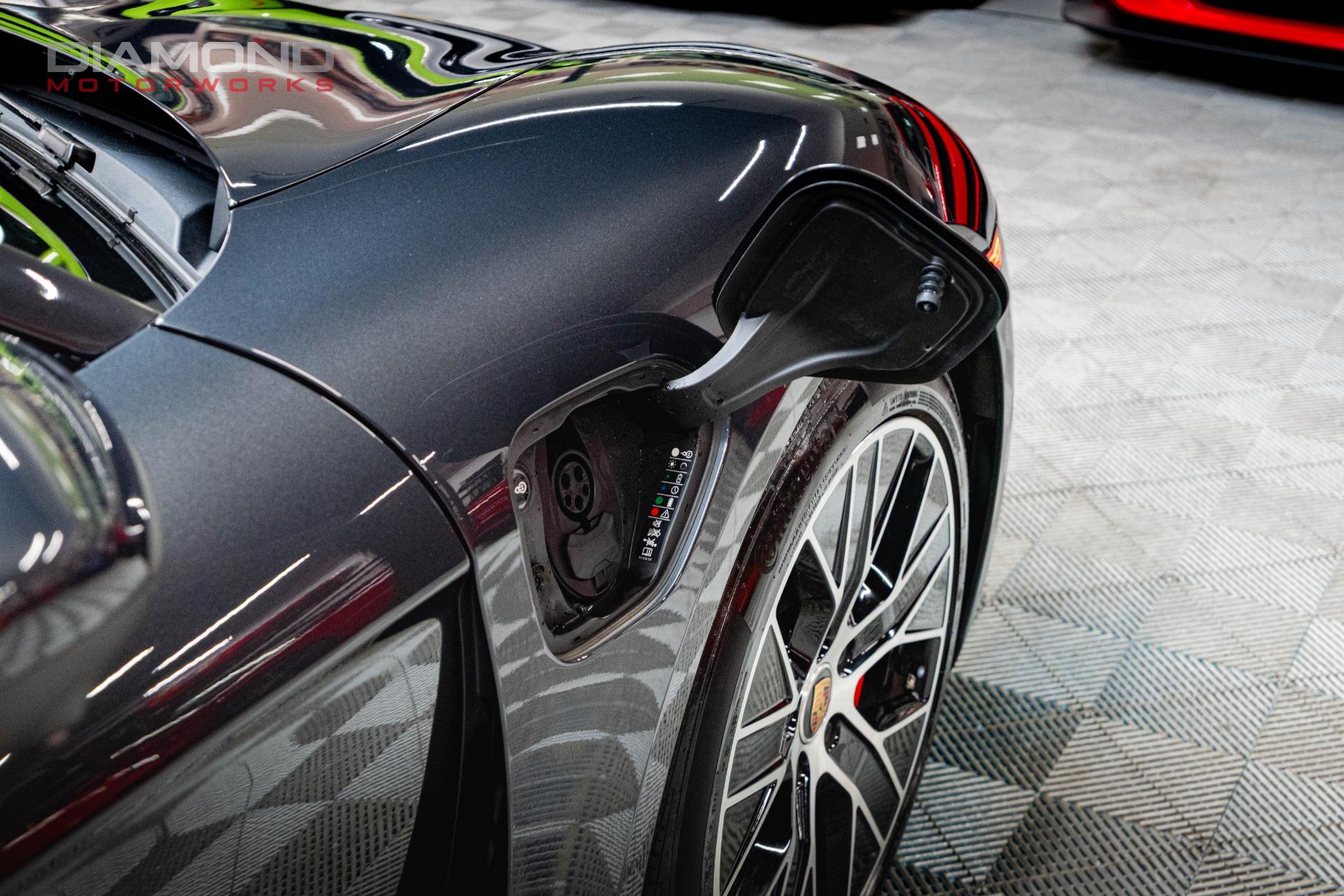 2021 PORSCHE TAYCAN - Image 44