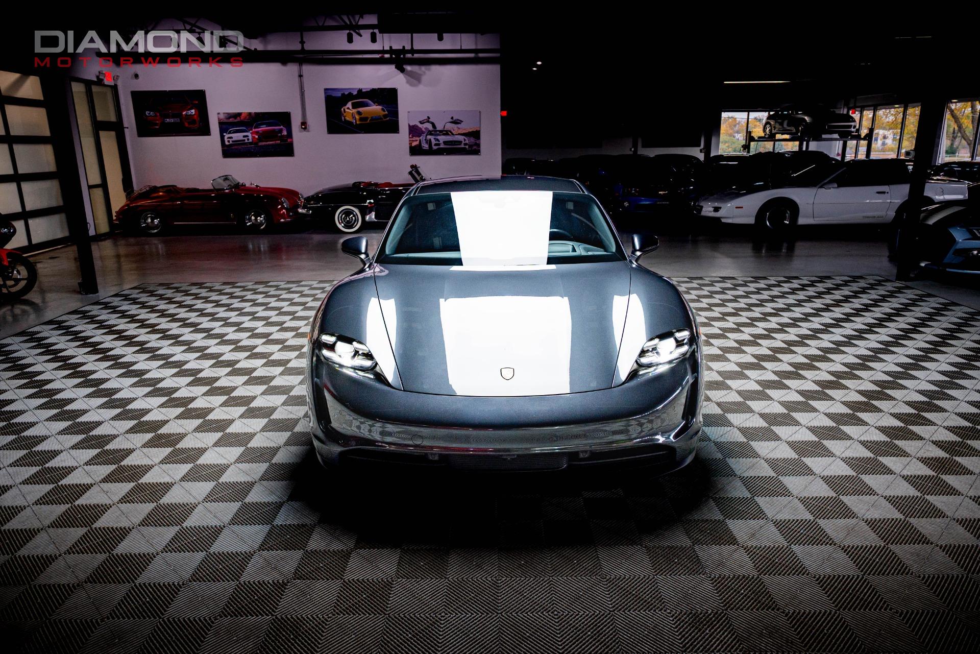 2021 PORSCHE TAYCAN - Image 47