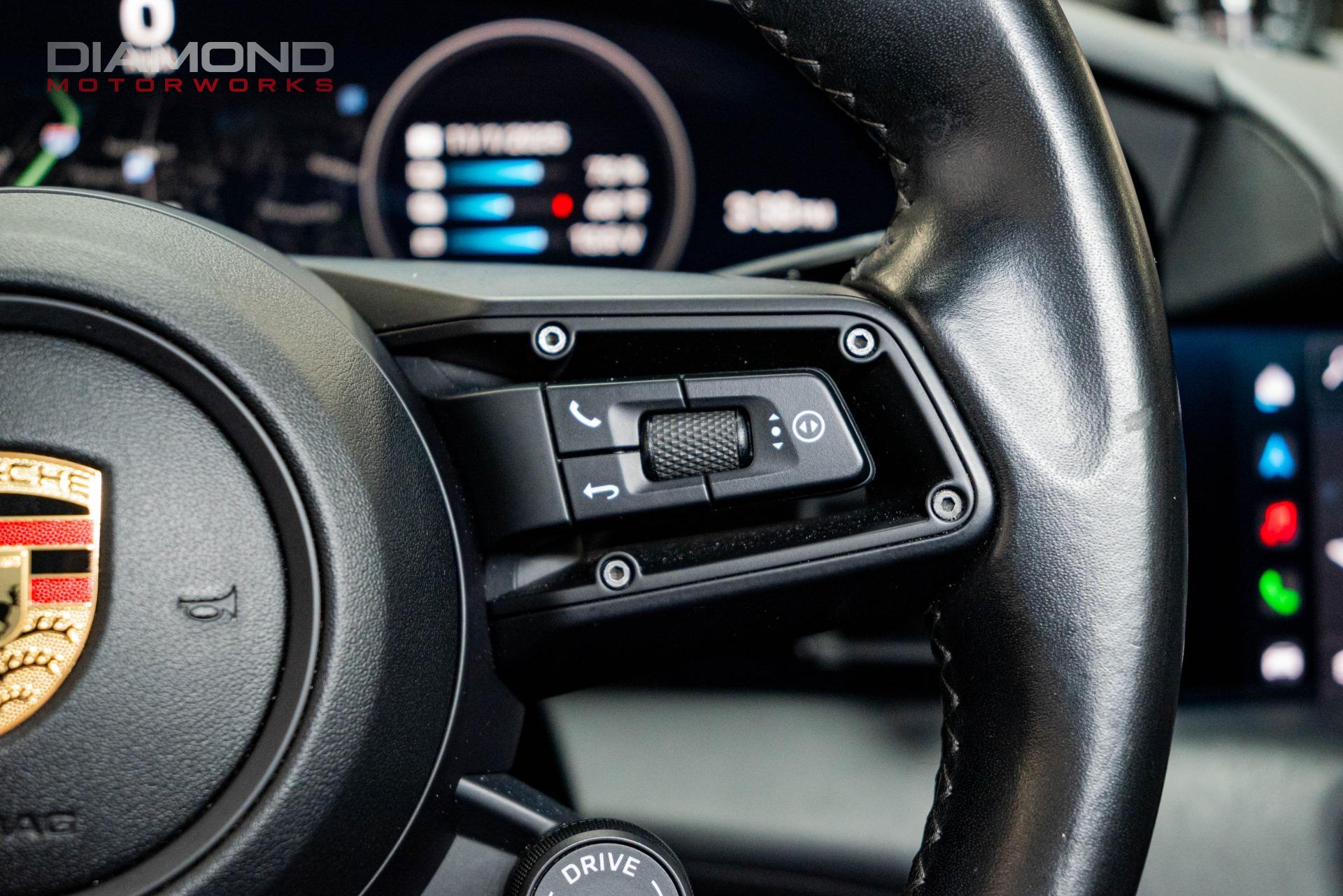 2021 PORSCHE TAYCAN - Image 76