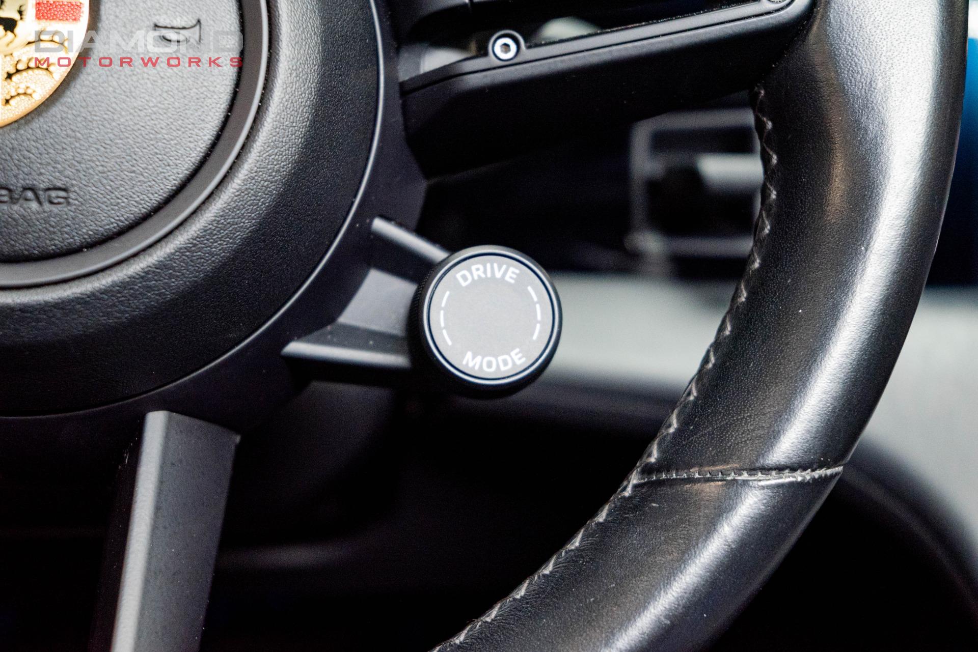 2021 PORSCHE TAYCAN - Image 77