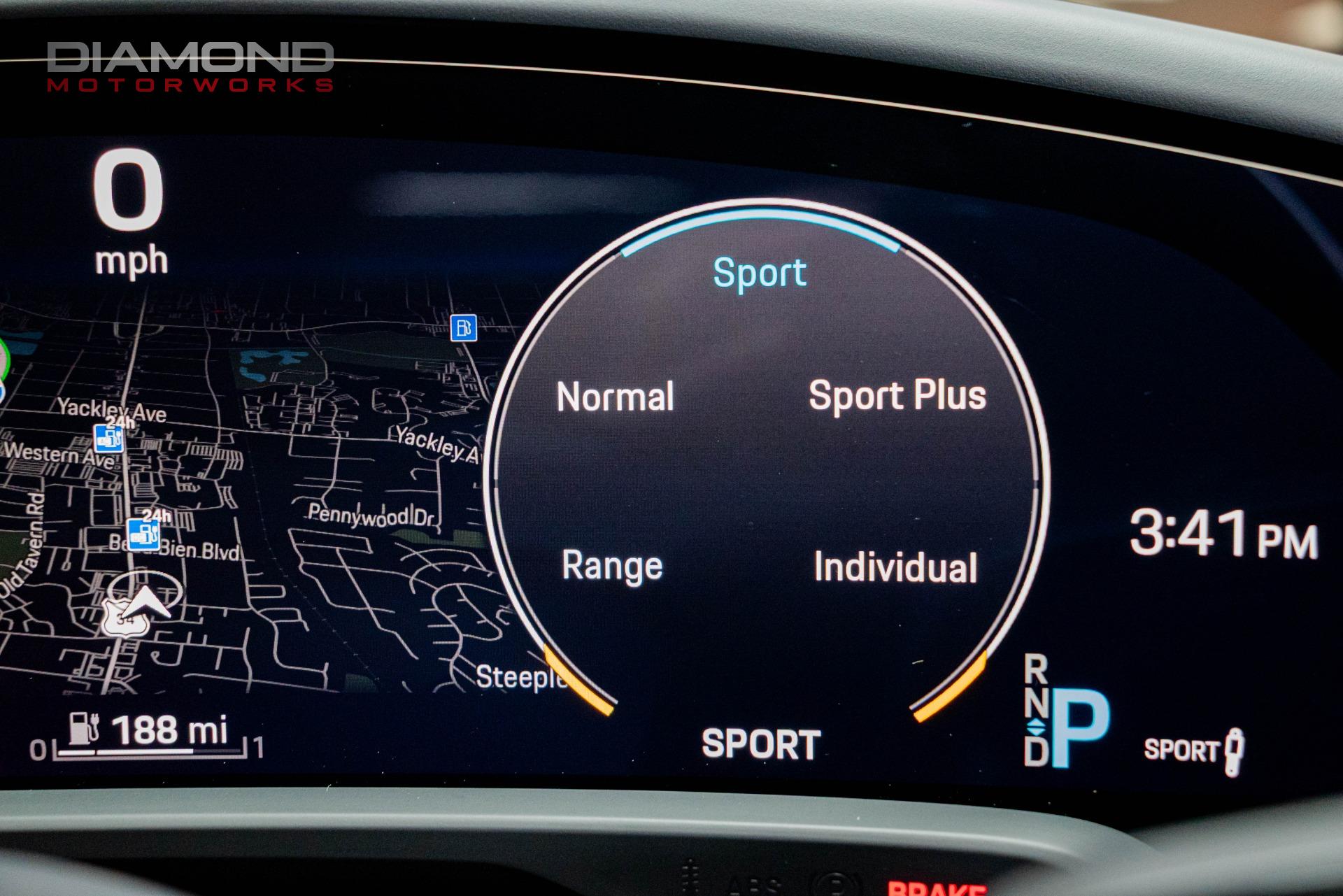 2021 PORSCHE TAYCAN - Image 82