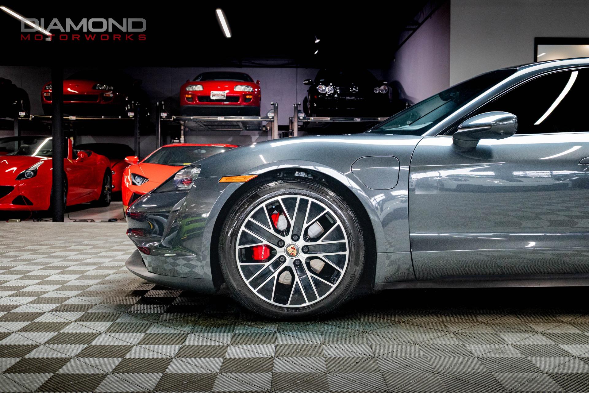 2021 PORSCHE TAYCAN - Image 11