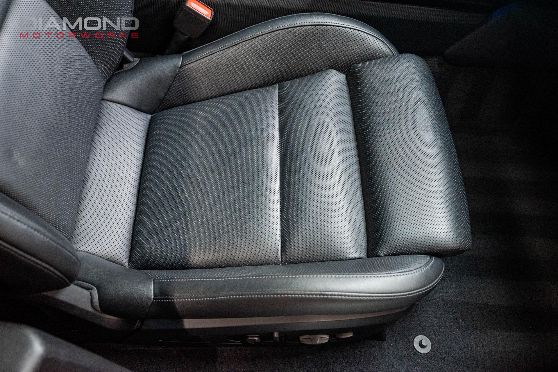 2021 PORSCHE TAYCAN - Image 100