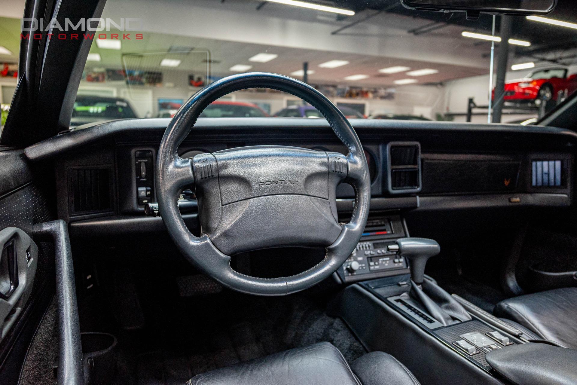 1991 PONTIAC FIREBIRD - Image 16