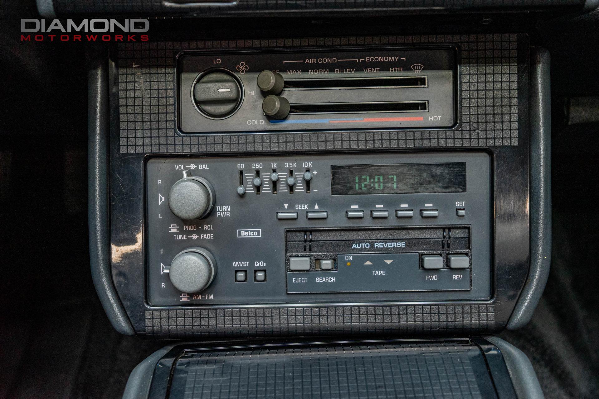 1991 PONTIAC FIREBIRD - Image 18