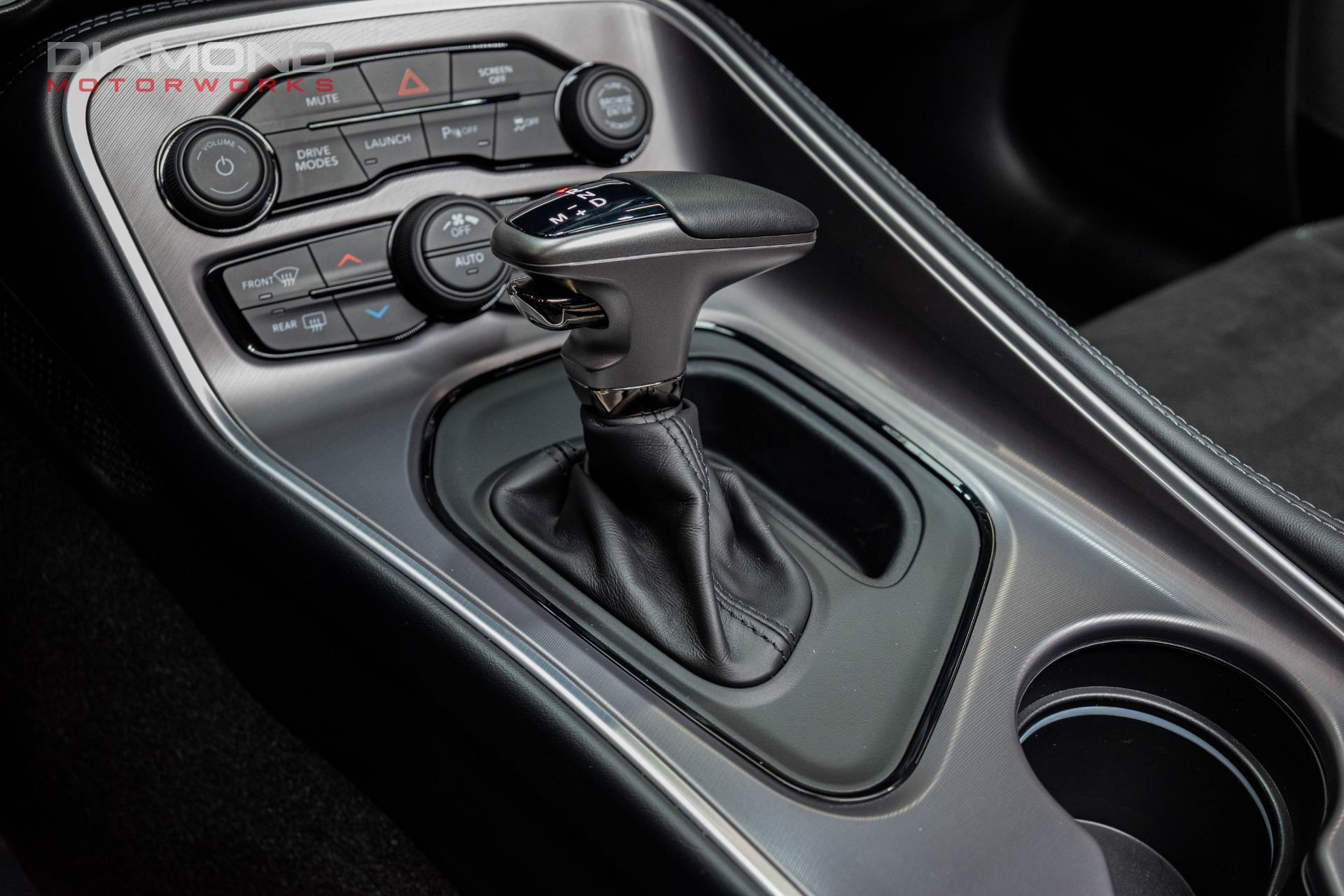 2021 DODGE CHALLENGER - Image 16