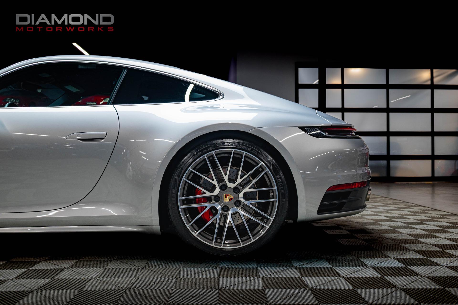 2023 PORSCHE 911 - Image 12