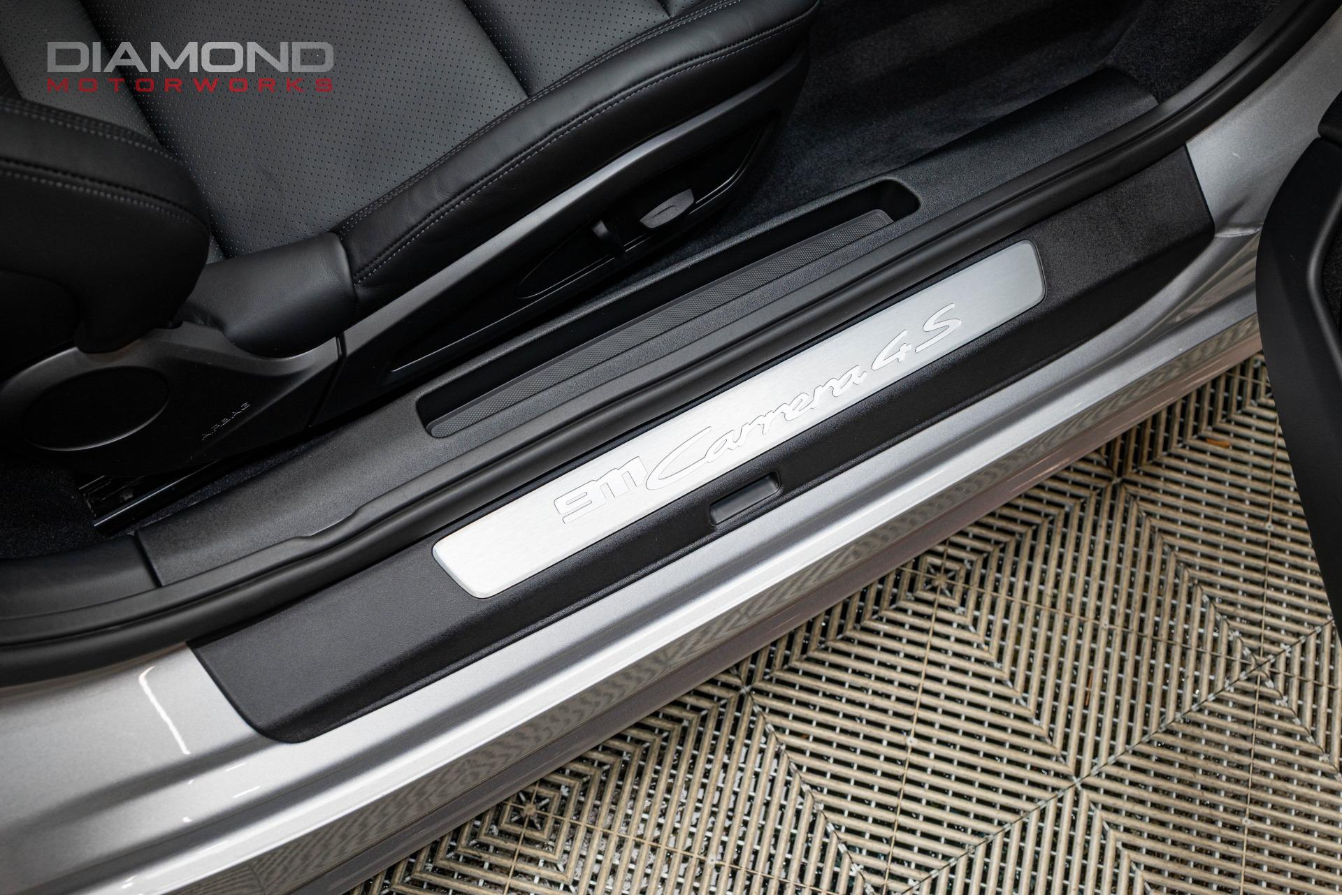 2023 PORSCHE 911 - Image 18