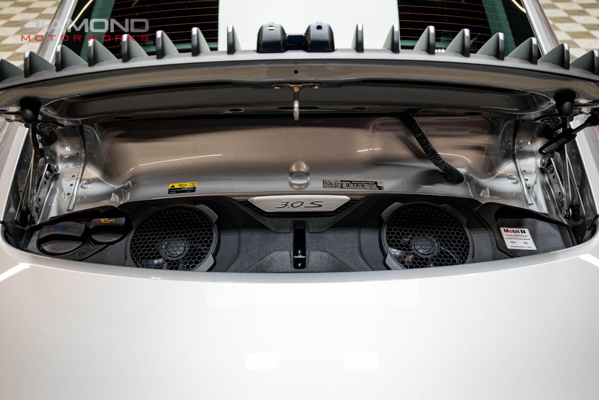 2023 PORSCHE 911 - Image 19