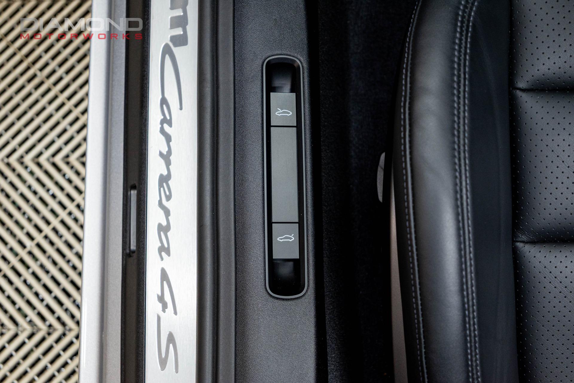 2023 PORSCHE 911 - Image 72