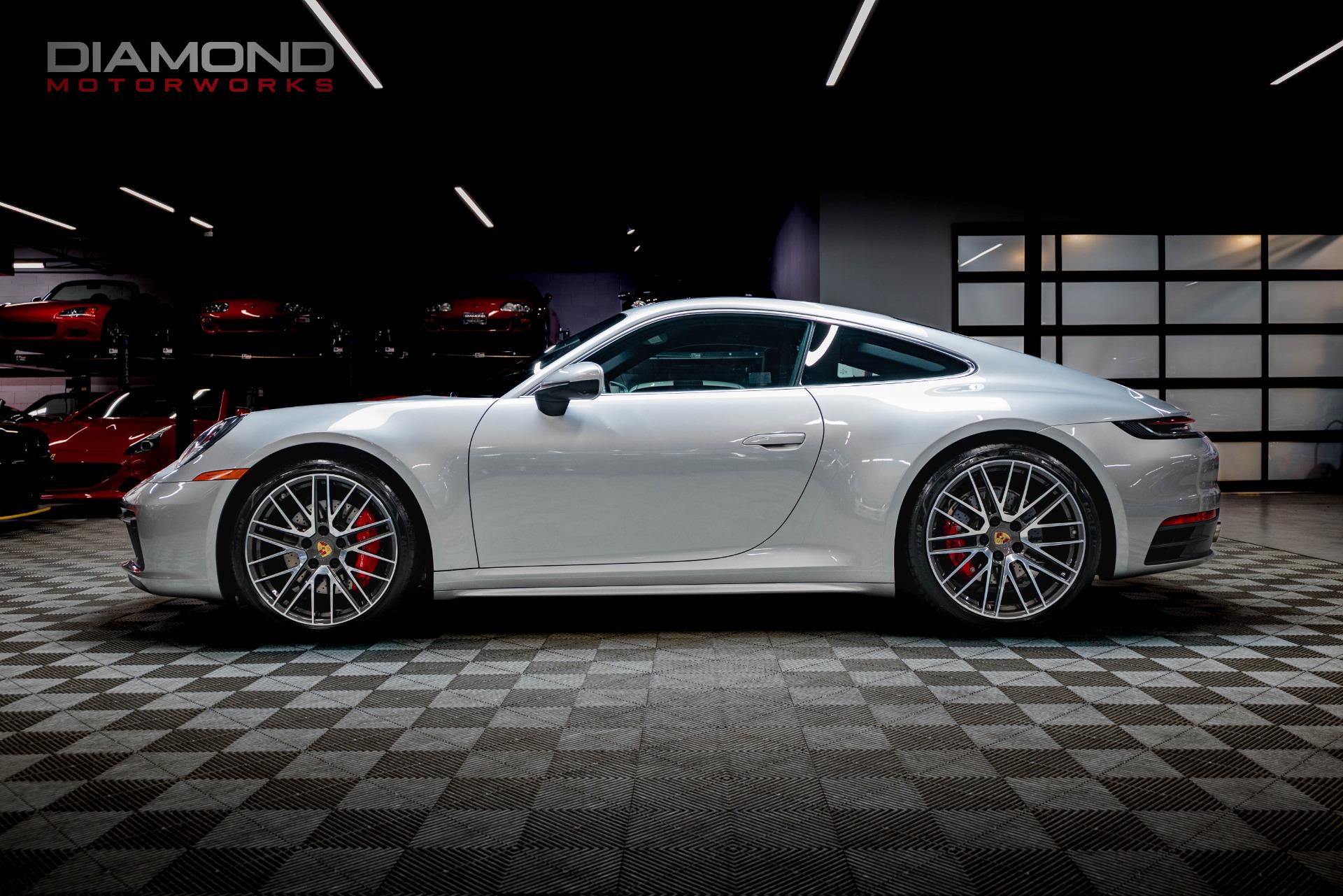 2023 PORSCHE 911 - Image 11
