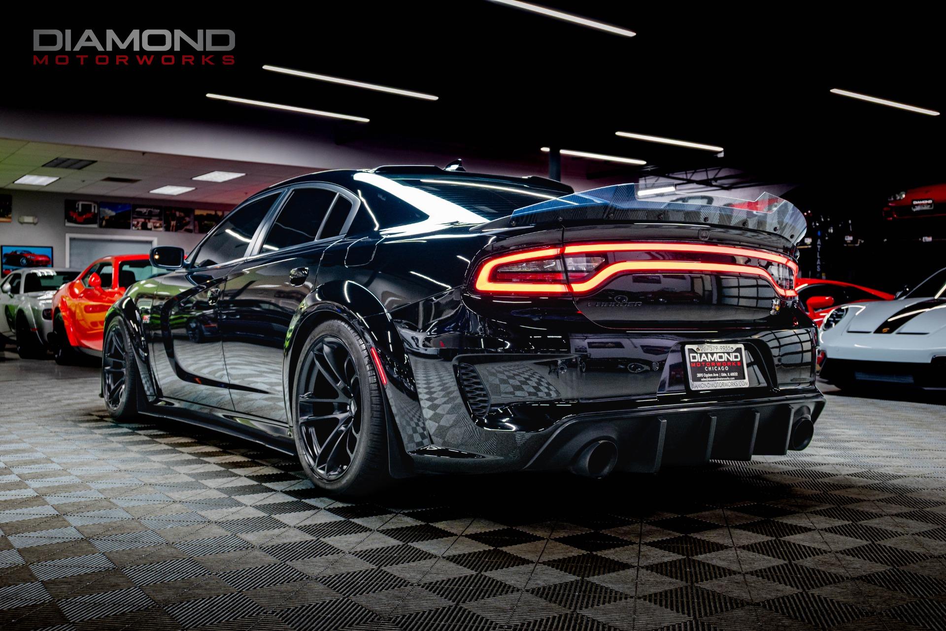 2023 DODGE CHARGER - Image 4