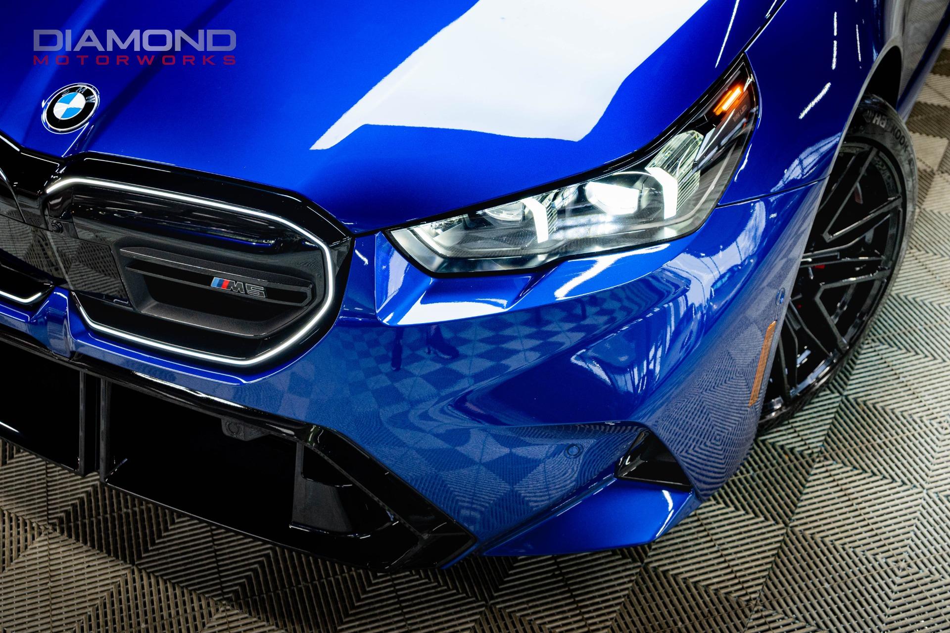 2025 BMW M5 - Image 12