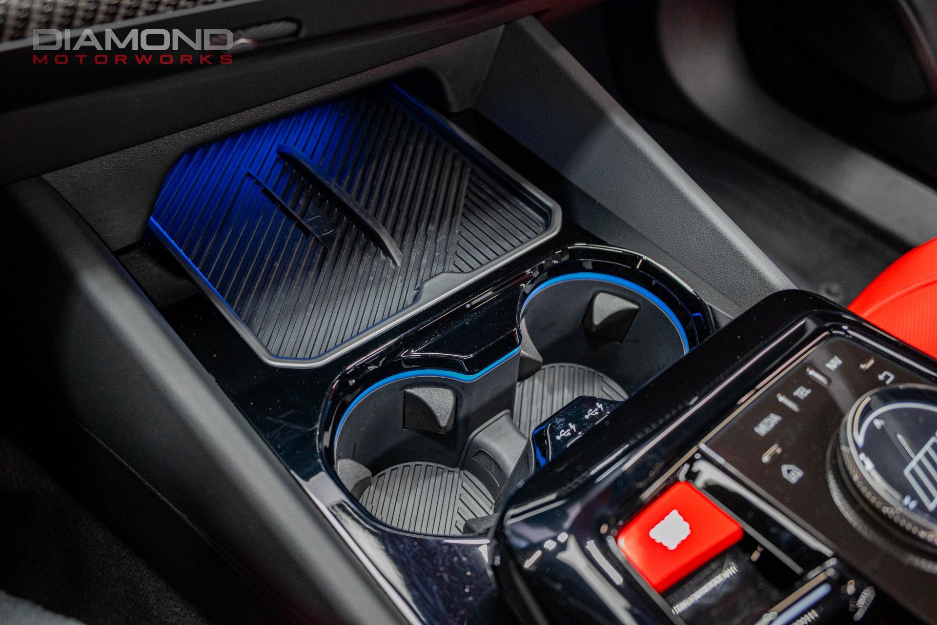 2025 BMW M5 - Image 108