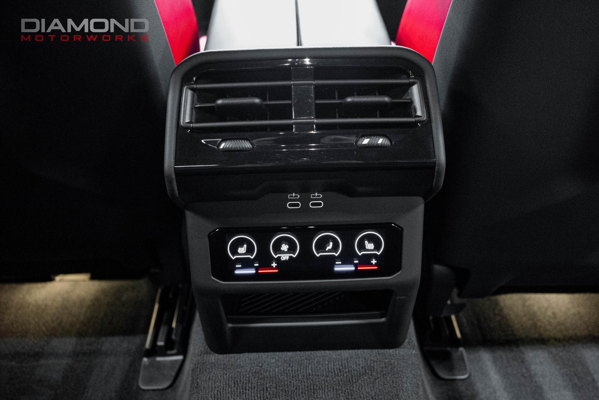 2025 BMW M5 - Image 134