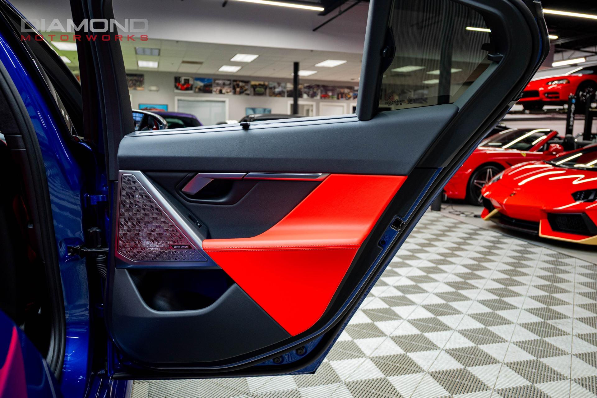 2025 BMW M5 - Image 136