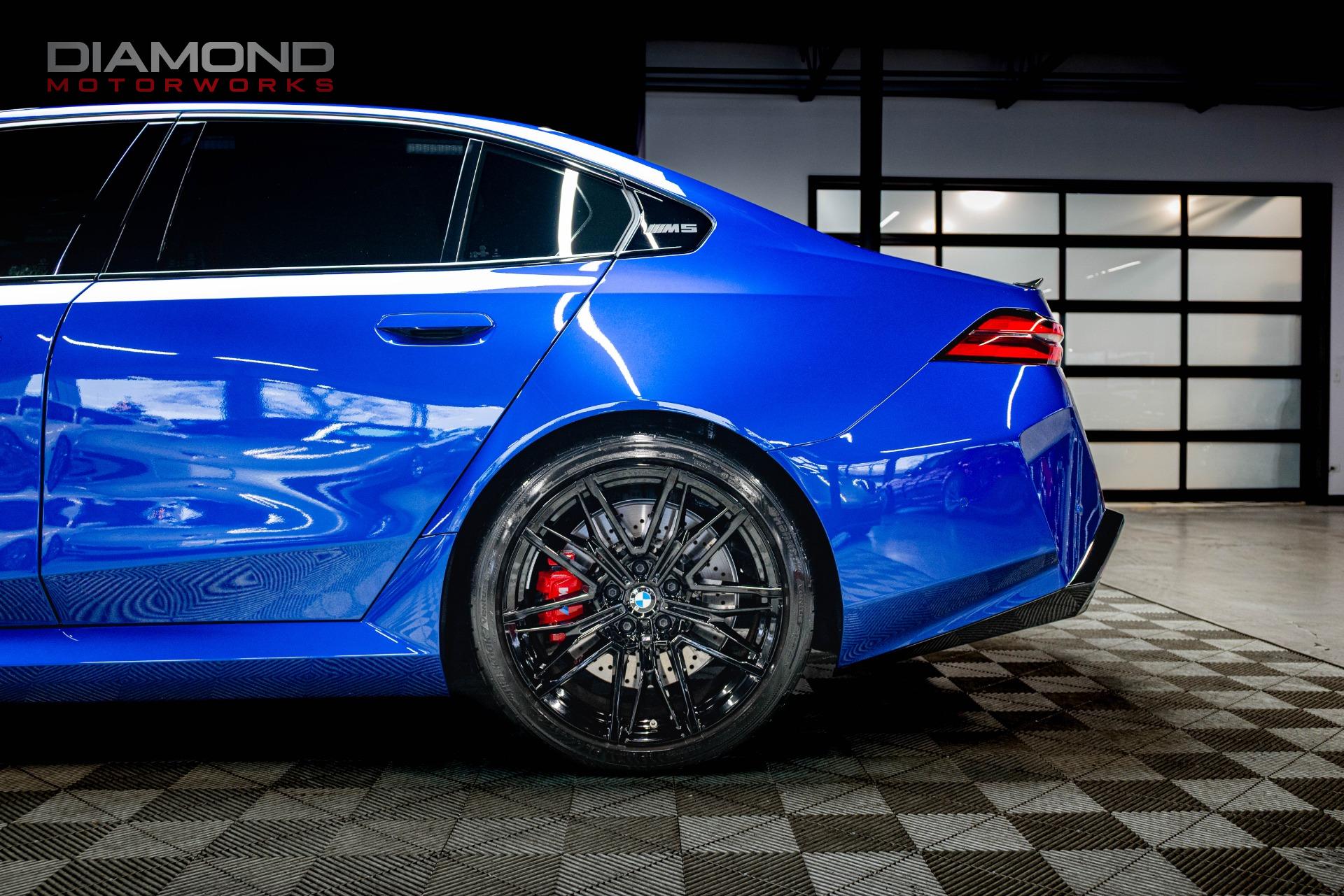 2025 BMW M5 - Image 16