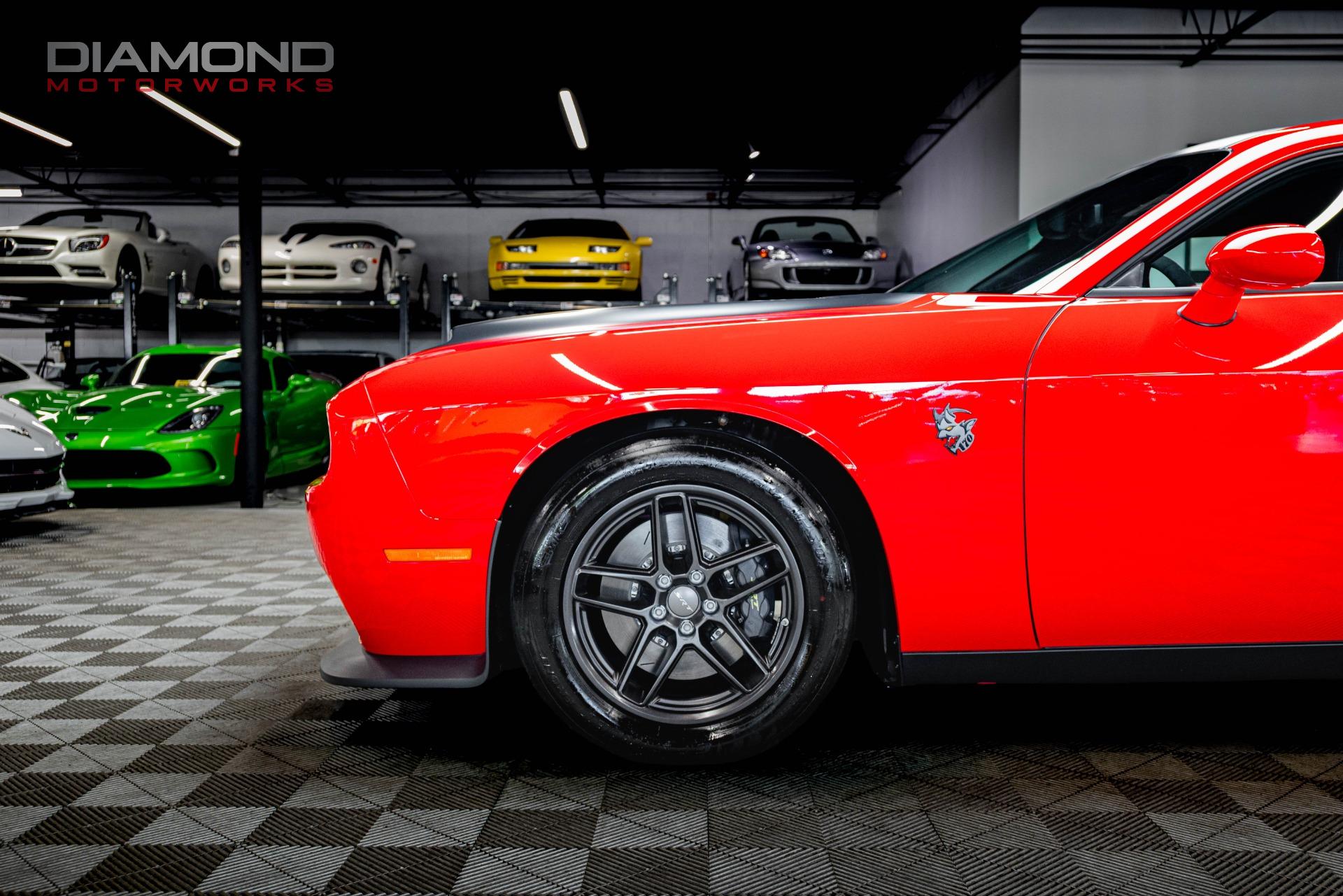2023 Dodge Challenger SRT - Photo 12
