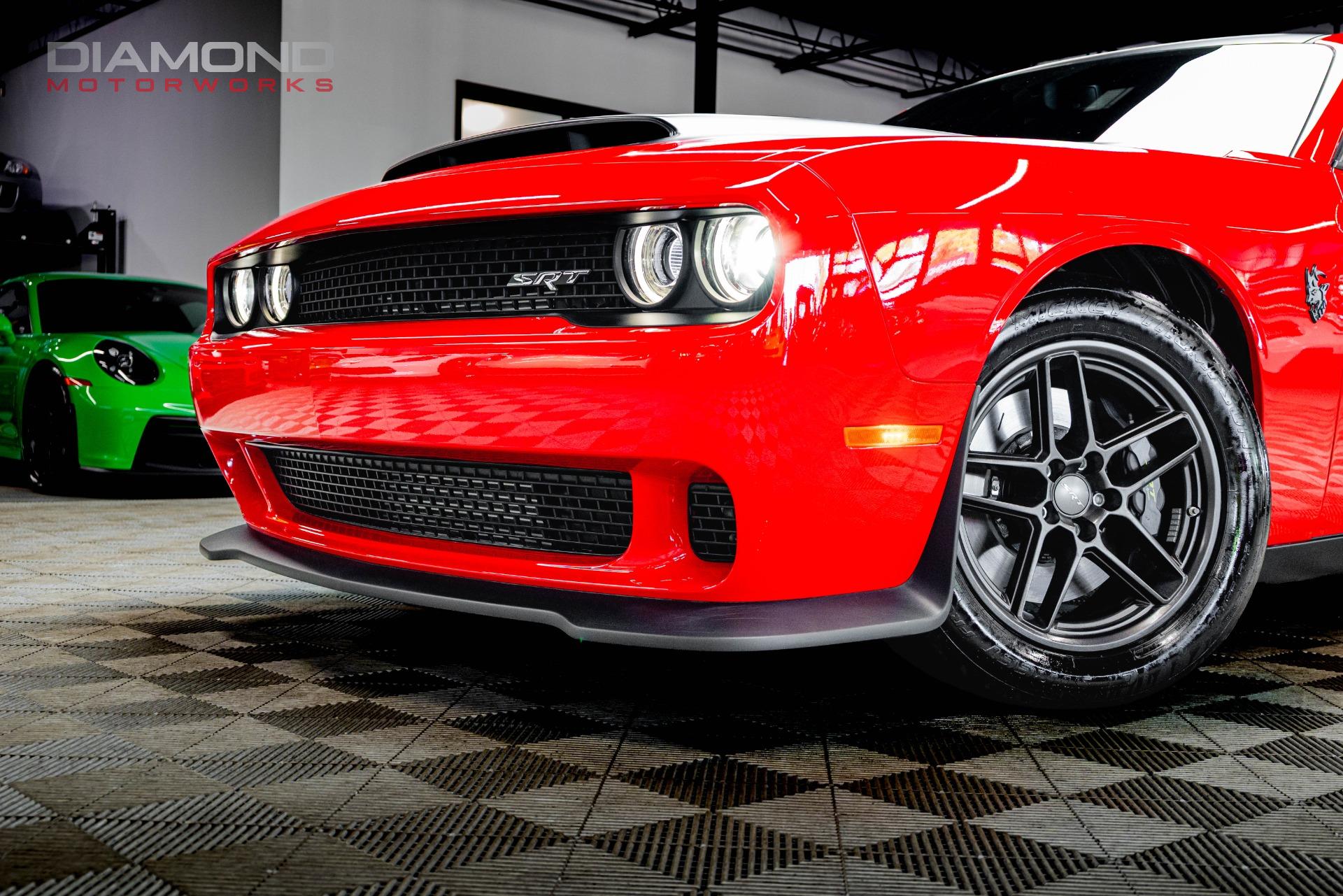 2023 Dodge Challenger SRT - Photo 7