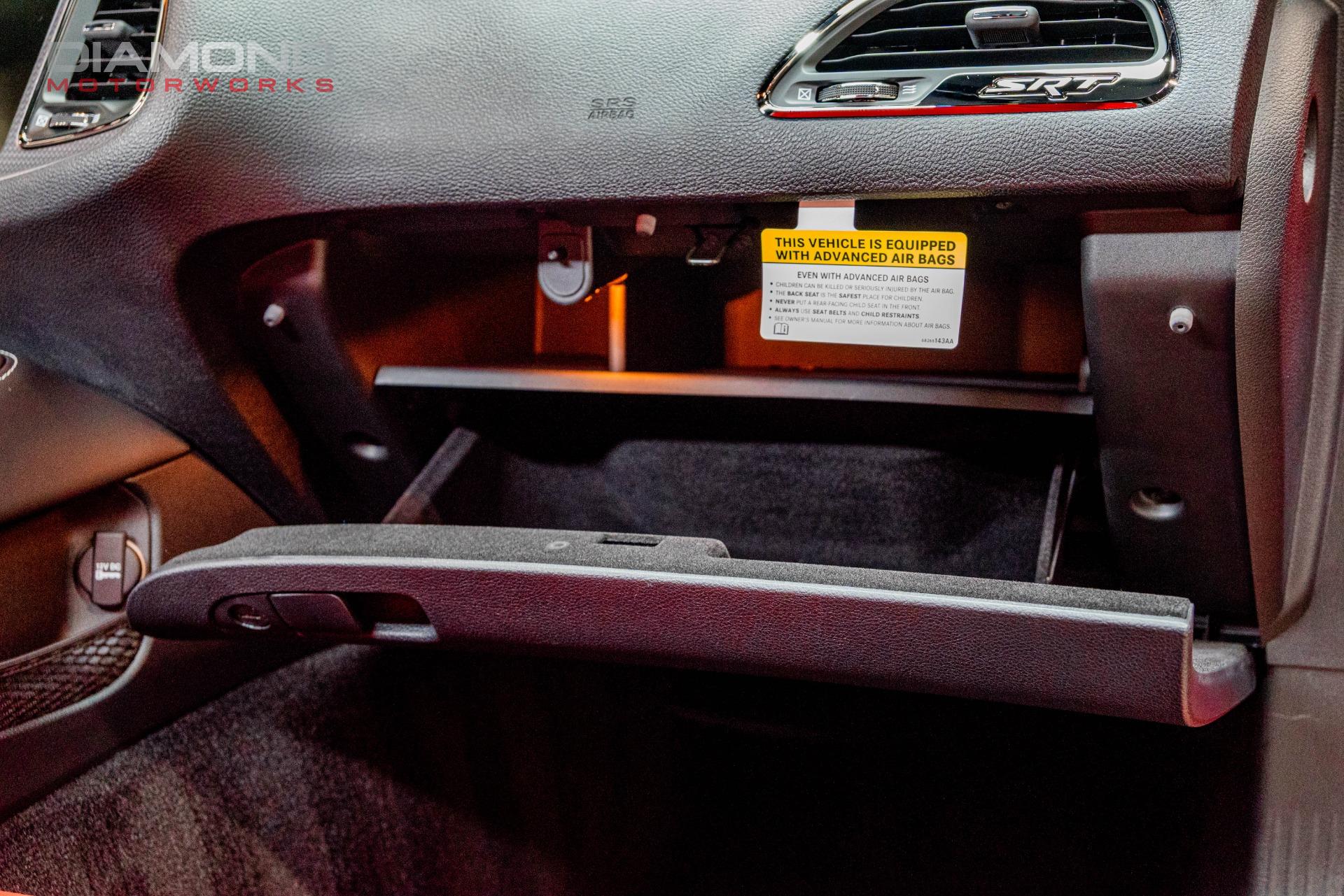 2015 Dodge Challenger SRT - Photo 115