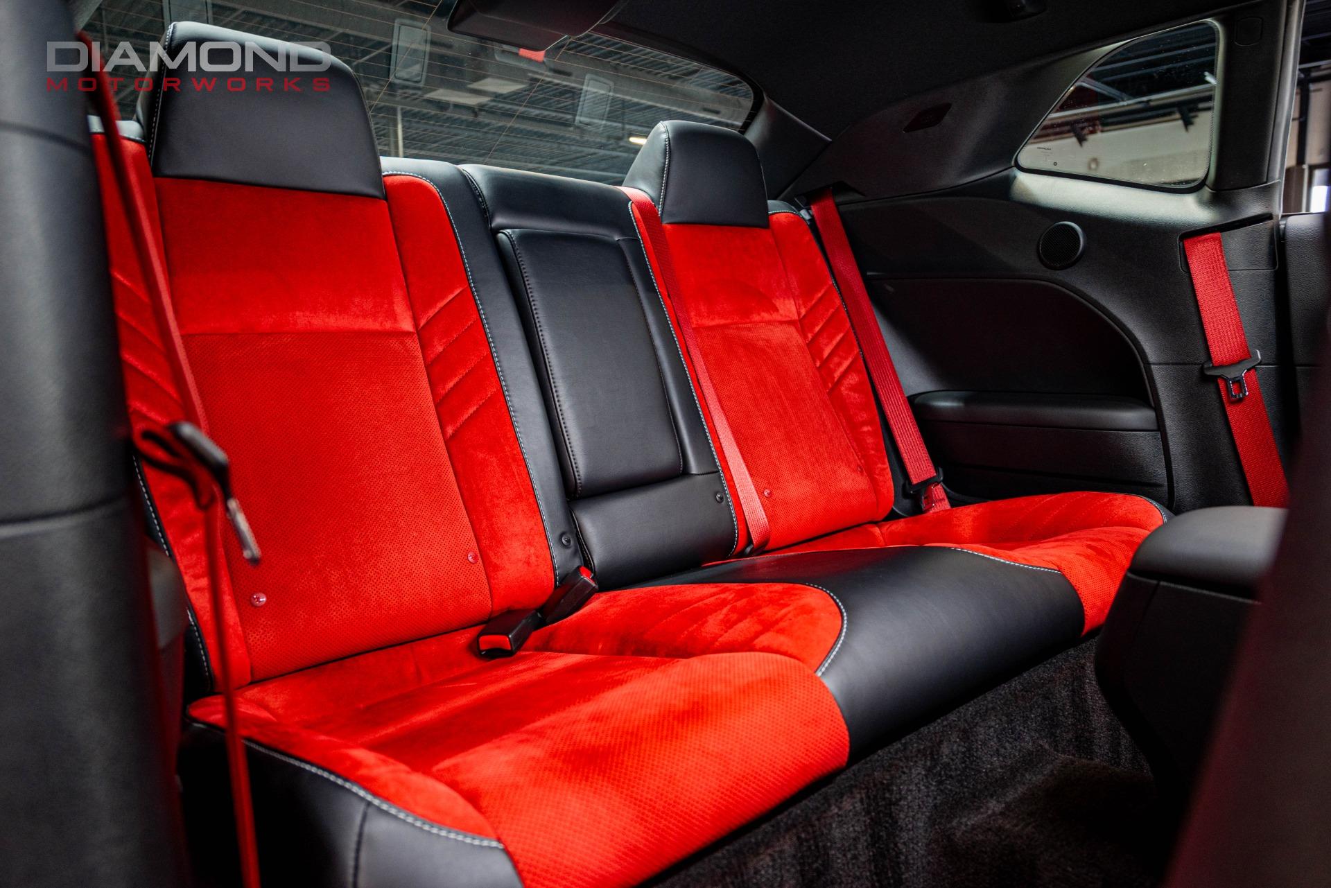 2015 Dodge Challenger SRT - Photo 121