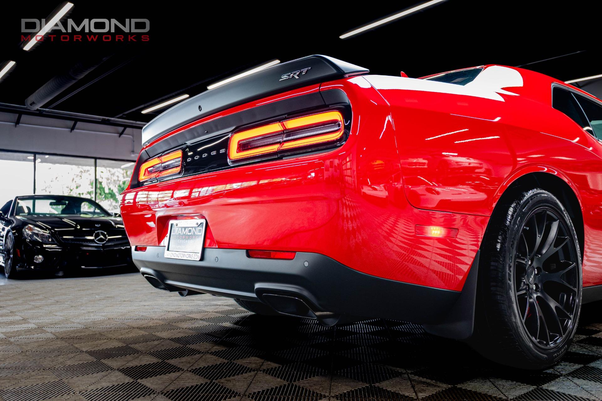 2015 Dodge Challenger SRT - Photo 29