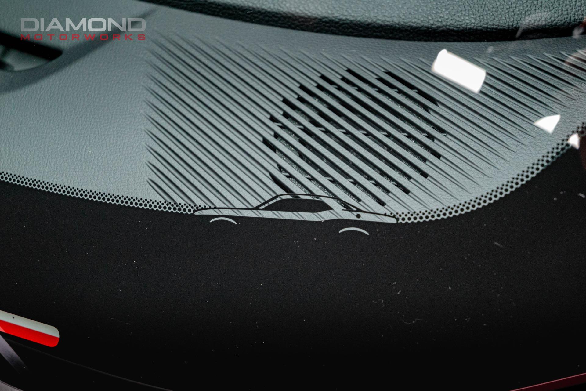 2015 Dodge Challenger SRT - Photo 51