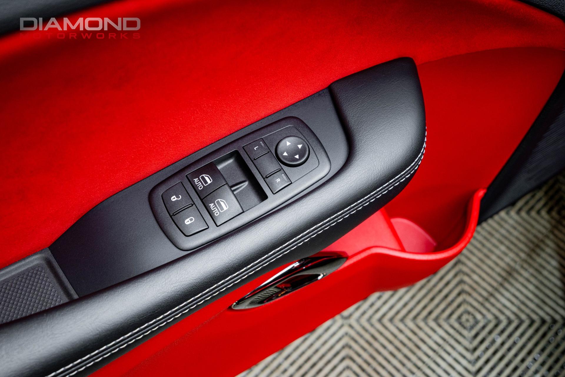 2015 Dodge Challenger SRT - Photo 76