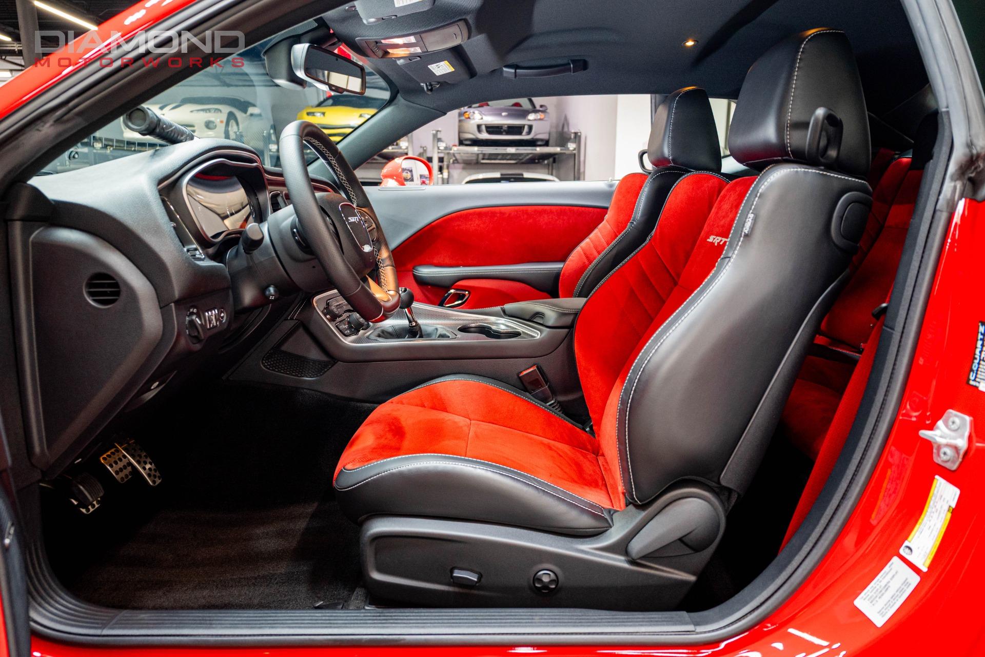2015 Dodge Challenger SRT - Photo 86